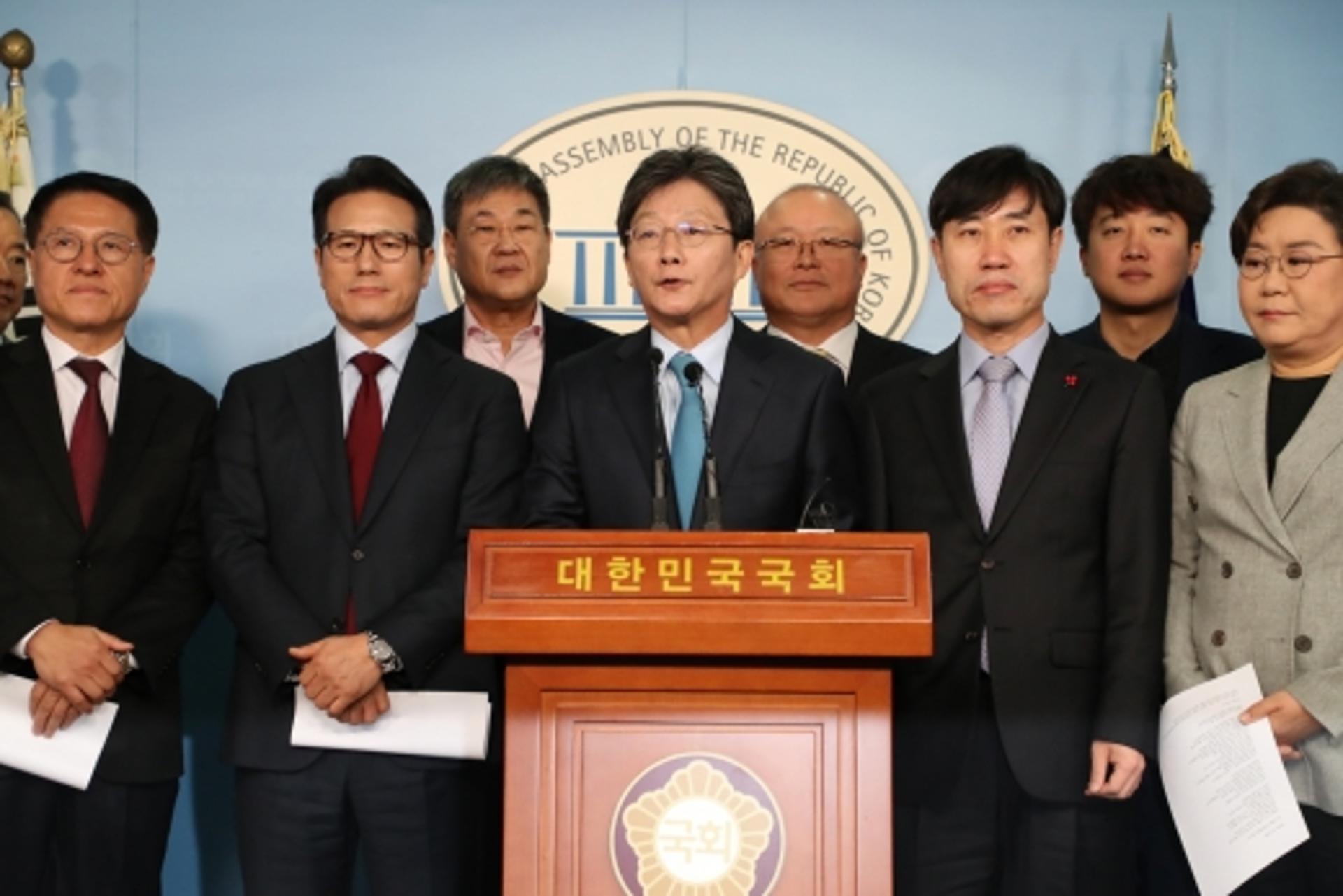 ‘유승민계 새보수당’ 창당… 바른미래 1000여명 집단탈당