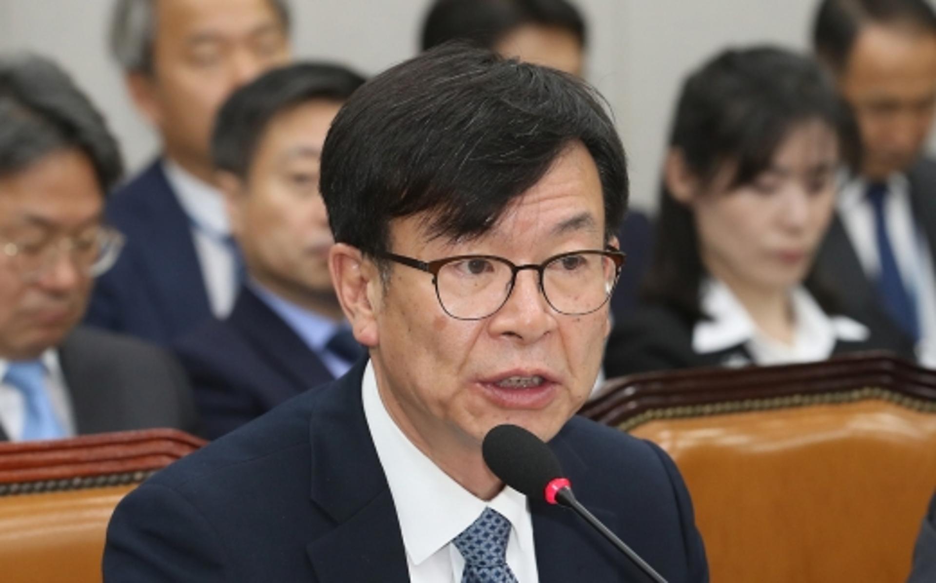 김상조 “추가 부동산대책 필요하면 모든 수단 동원할것”