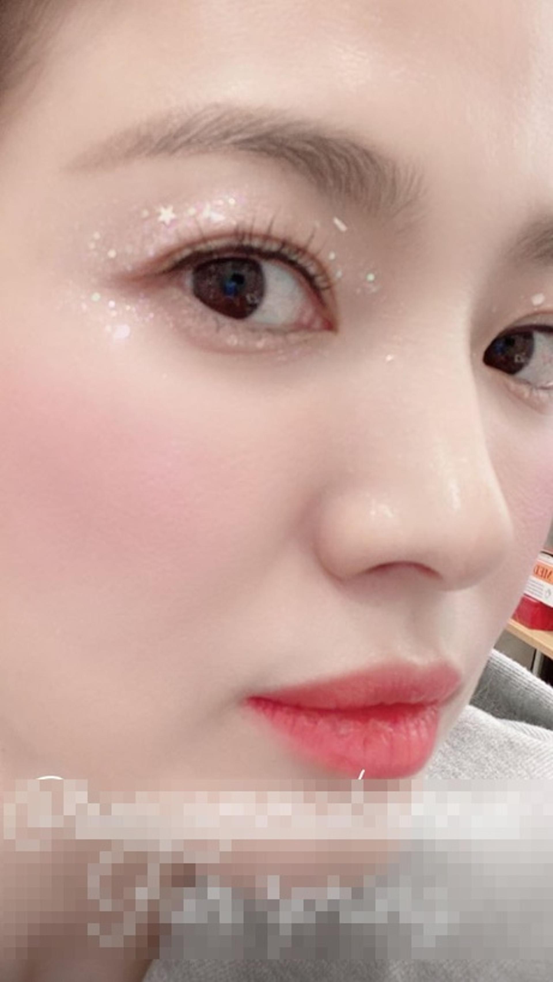 송혜교 근황, 클로즈업에도 '당당'… 여신미모 '갑'
