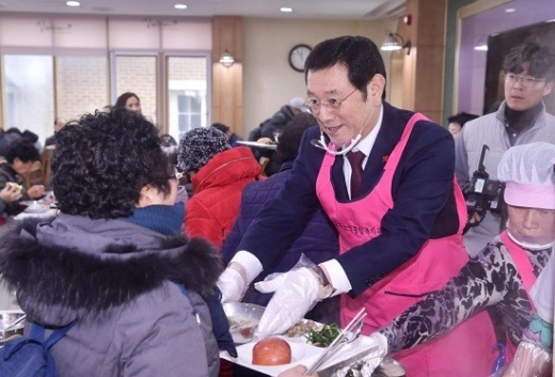 이용섭 광주시장, 설 앞두고 민생현장 살피기 나서
