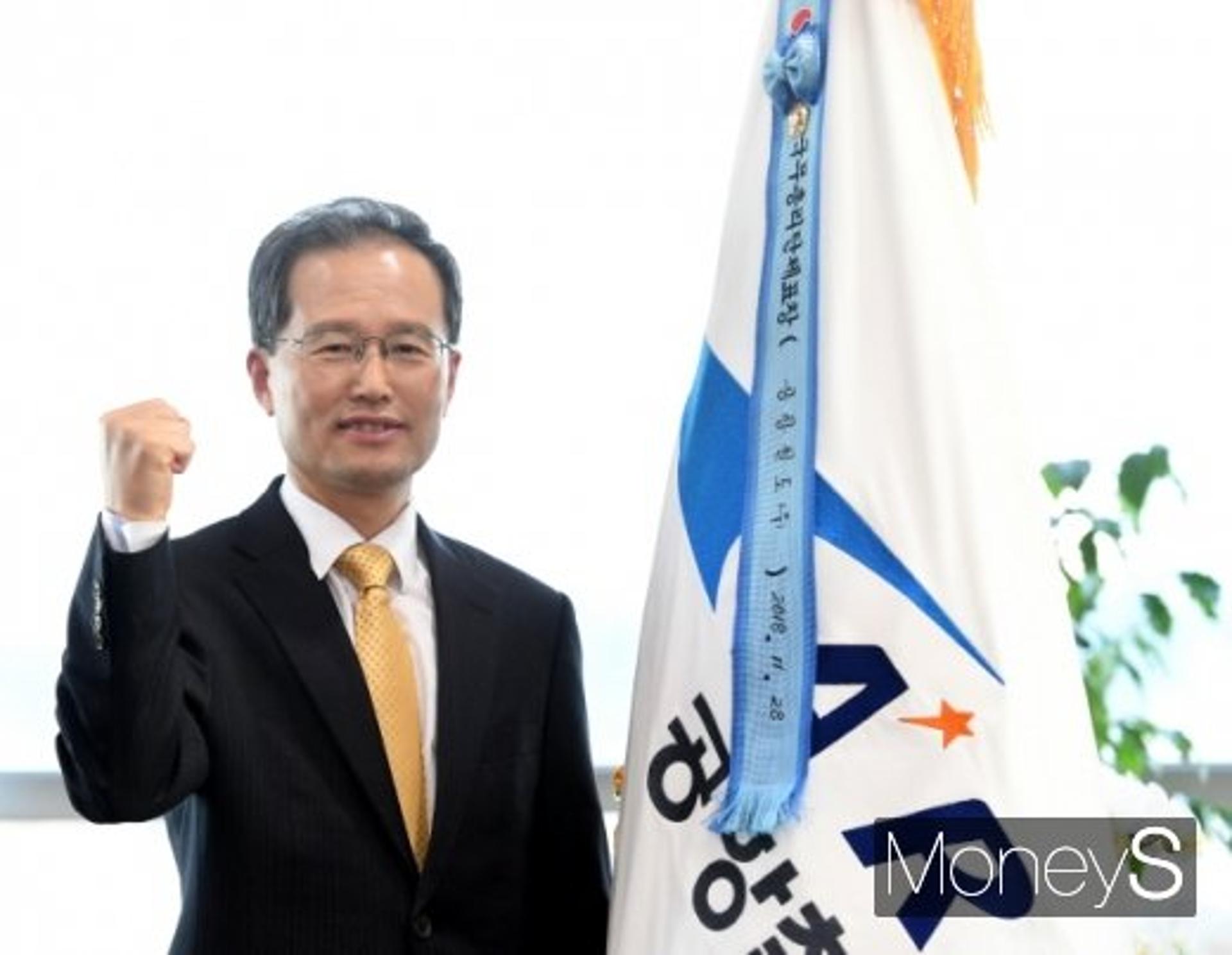 연간 이용객 '1억명', 공항철도 더 달리는 이유