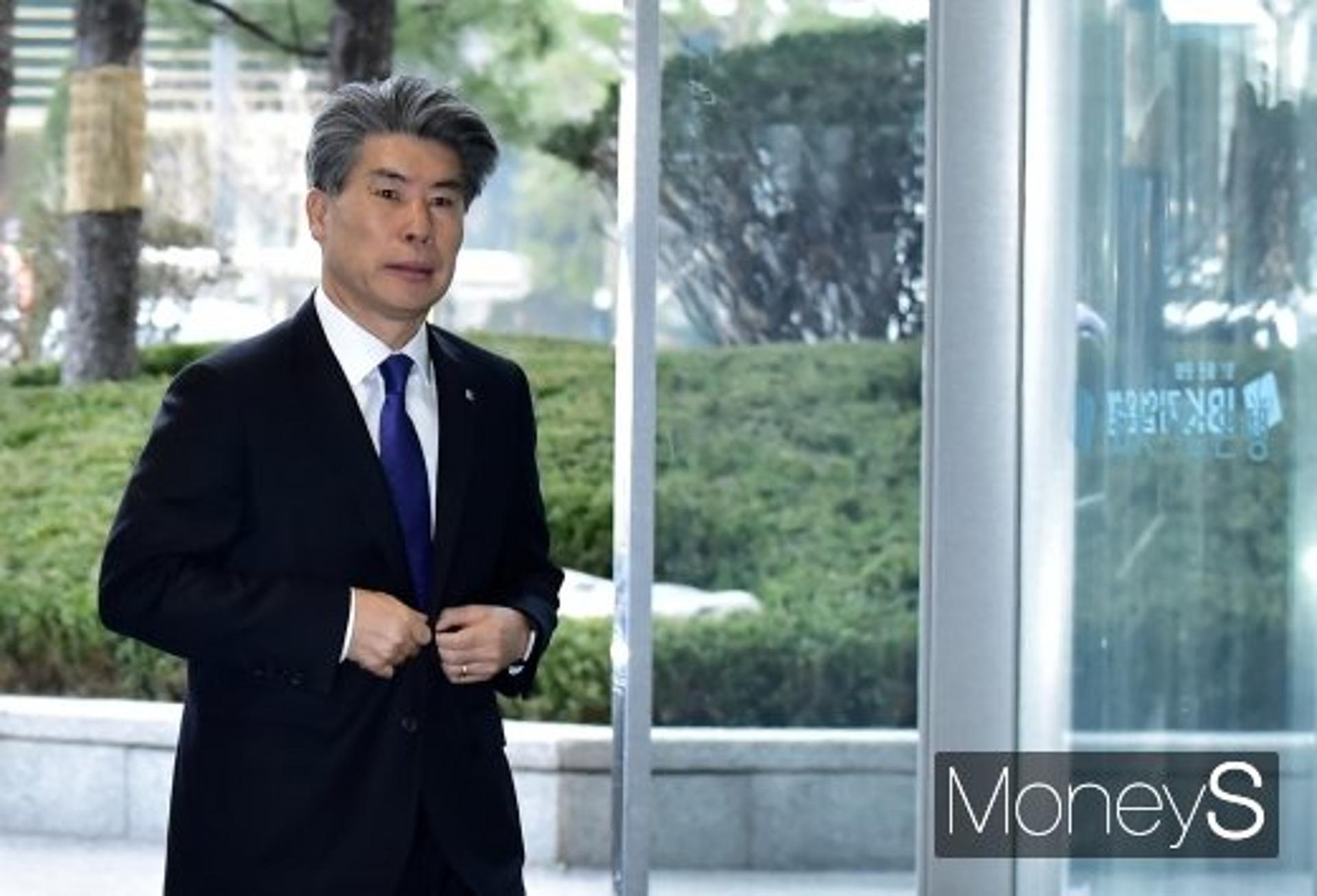 윤종원 "혁신금융·바른경영으로 초일류 금융그룹 도약"