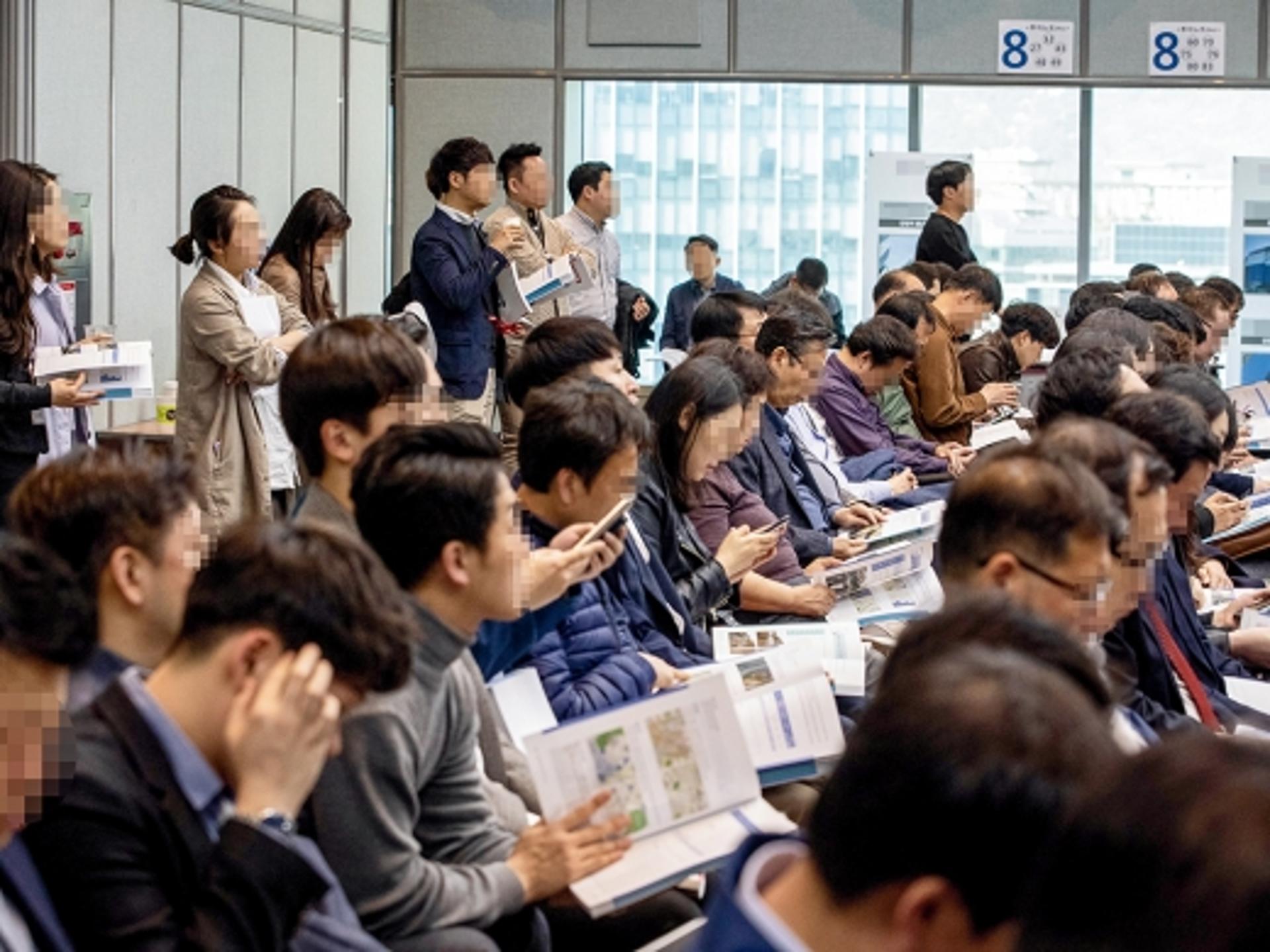 [누가 부동산을 움직이나]③‘온라인방송 주식사기’의 부동산판