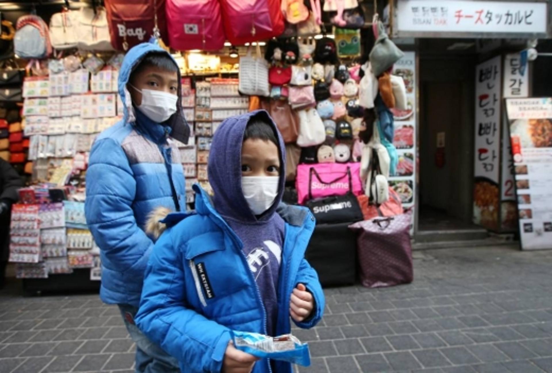 홍콩 공공의료진들 ‘중국 본토와 국경 차단’ 요구… 다음주 파업