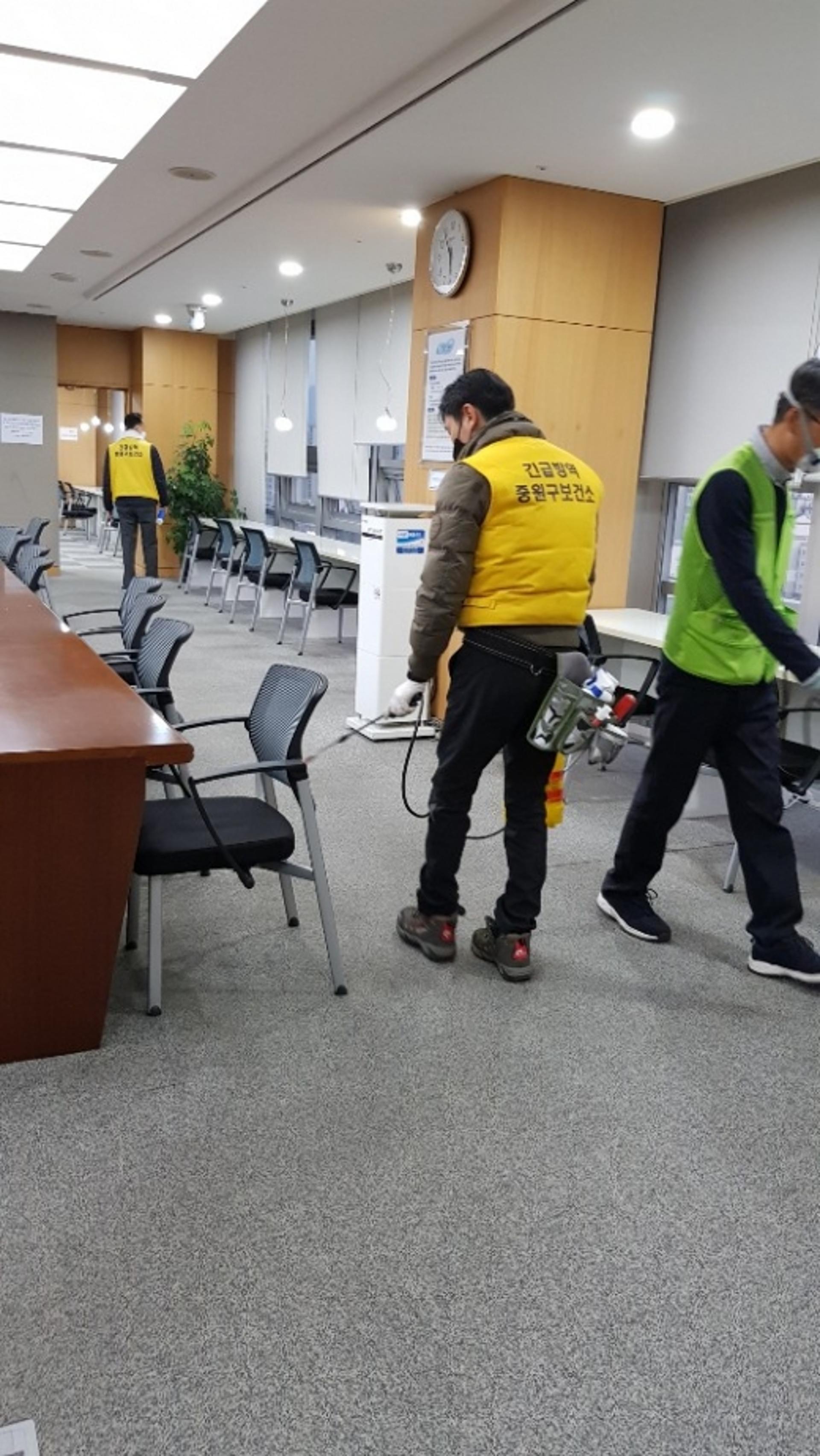 성남시, ‘신종코로나 확산 차단’ 위해 공공청사 방역 소독