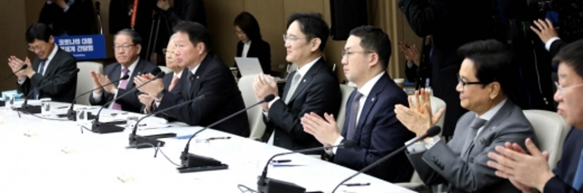 [출근길]정부·경제계, ‘코로나19’ 극복 한뜻… “경제회복 힘 합치자”