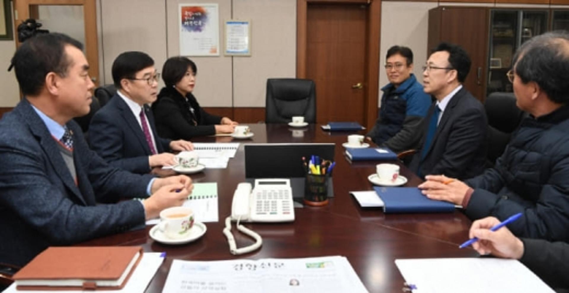 신동헌 시장, 한강유역환경청 청장 만나 주요 현안사업 건의