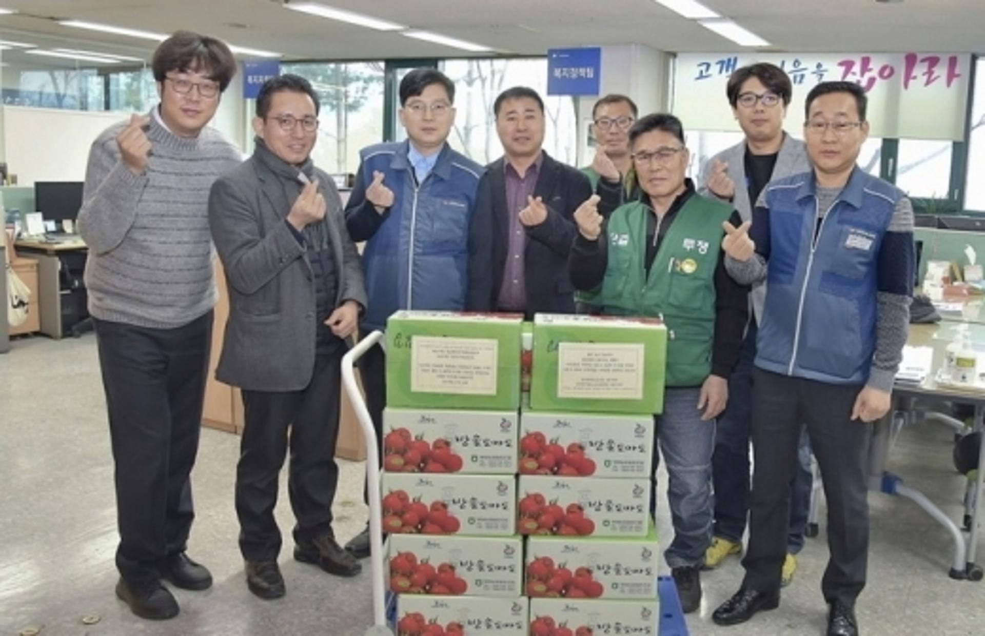 시흥시 공직자노동조합, 코로나19 격리대상가구 위문품 전달