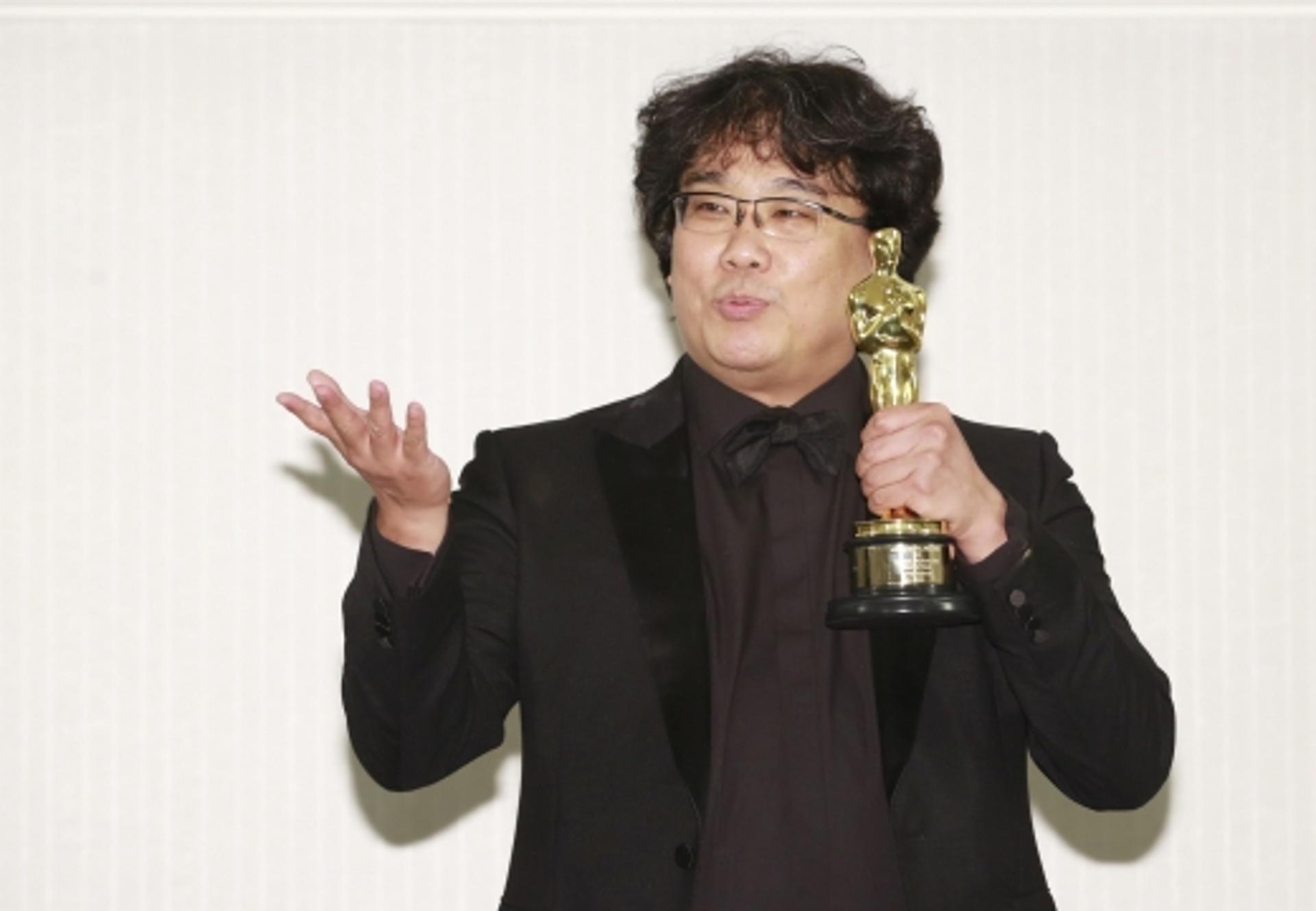 ‘아카데미 4관왕’ 봉준호 금의환향… 오늘(16일) 오후 귀국