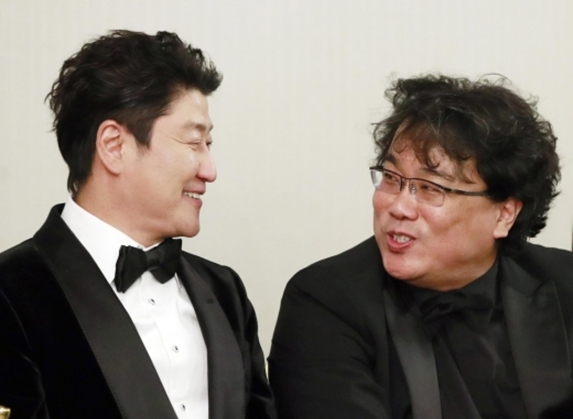 ‘기생충’ 흥행 어디까지?… 매출 2000억원 돌파