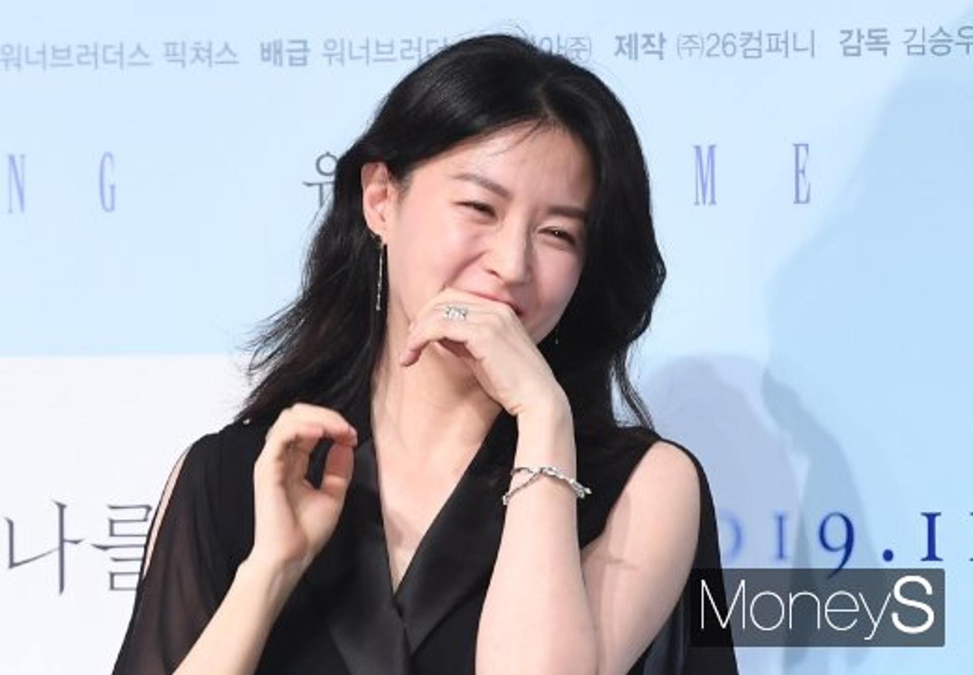 이영애, 눈사람도 그녀가 만들면 '독보적'