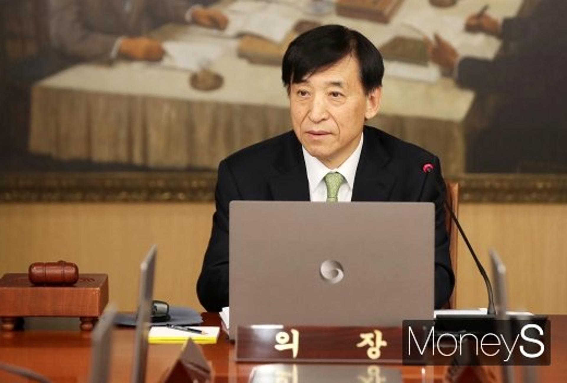 이주열, '유튜브 기자간담회' 한다… '코로나19'가 바꾼 풍경