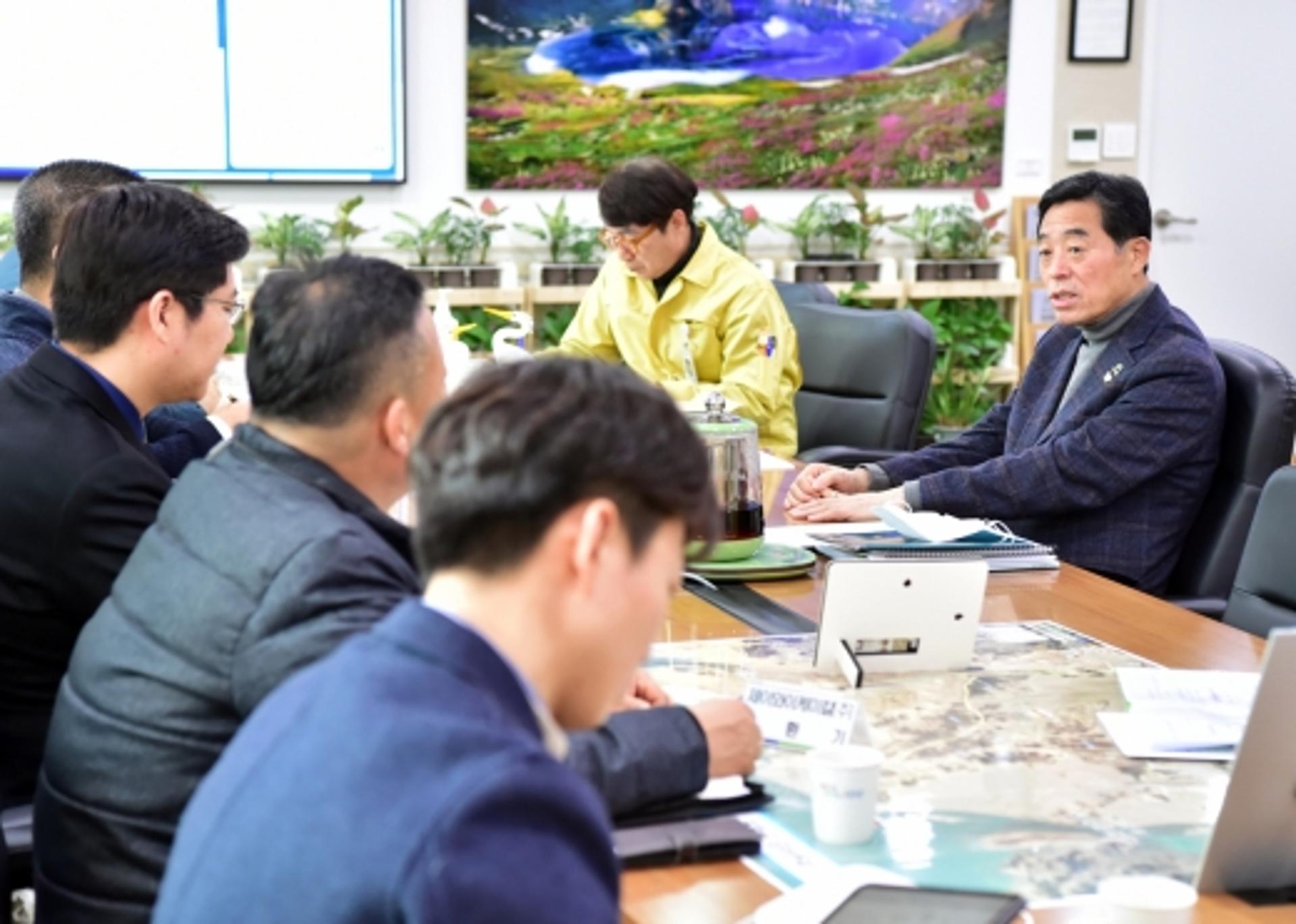 윤화섭 안산시장 "마스크 원자재 도매상 철저히 관리해야"