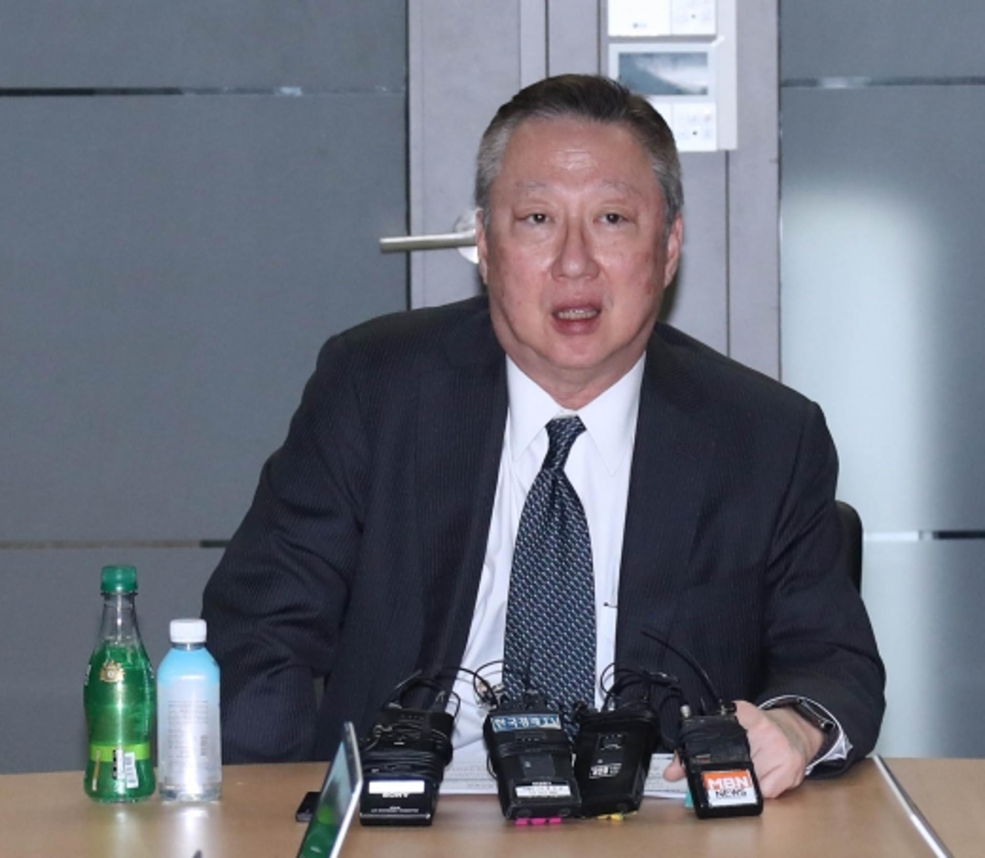 [출근길] 박용만 회장, 코로나19 추경 ‘40조원’ 확대 주장한 이유는