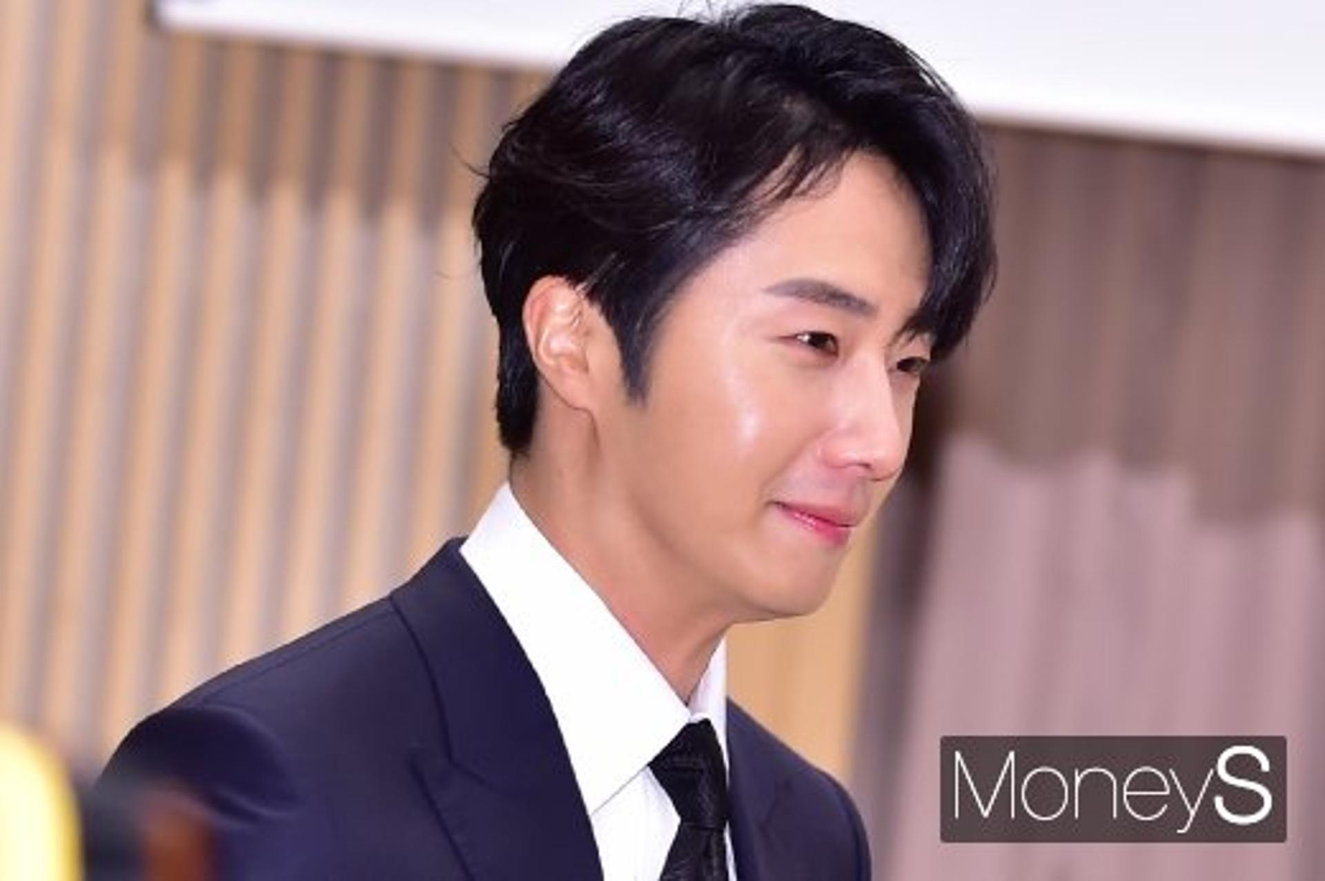 정일우는 얼마나 저었을까
