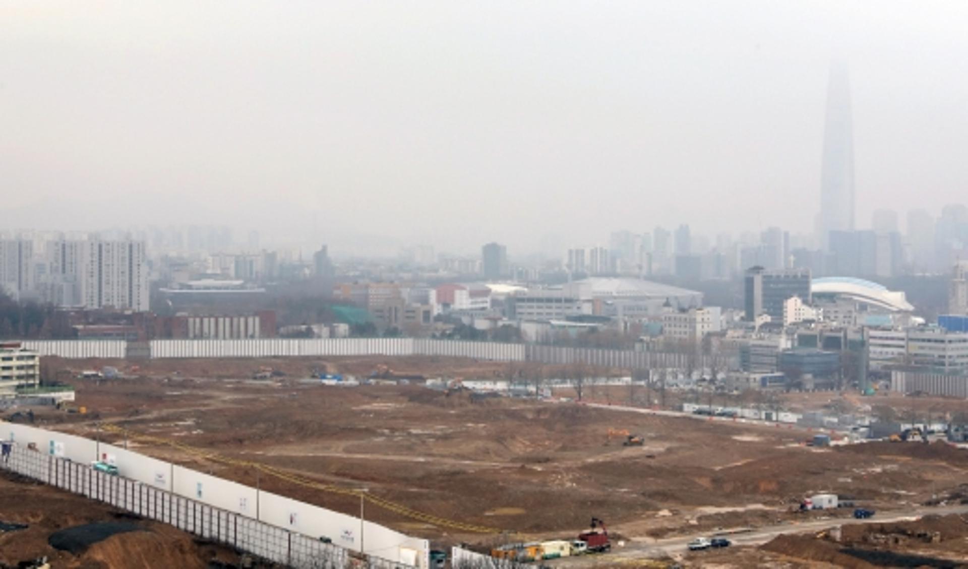 '둔촌주공' 재건축 고분양가?… HUG, 분양보증 신청 반려