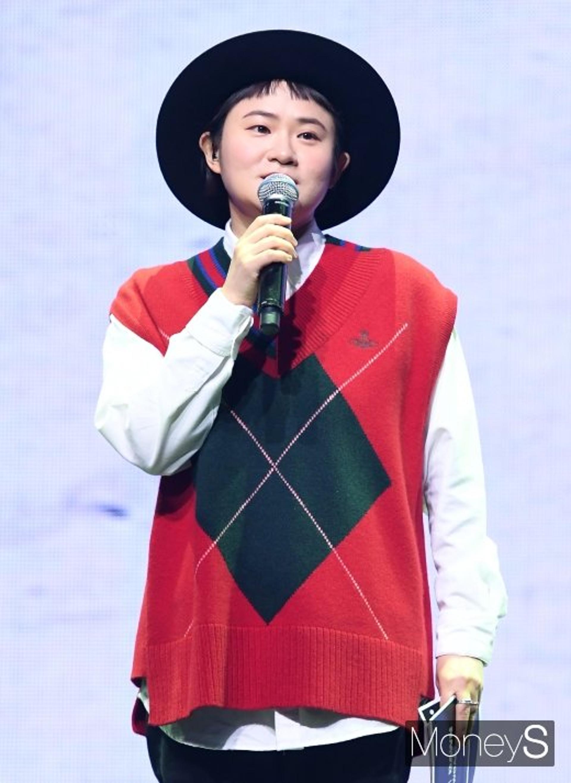김신영 해명 나서… 장애인 주차구역이라고?