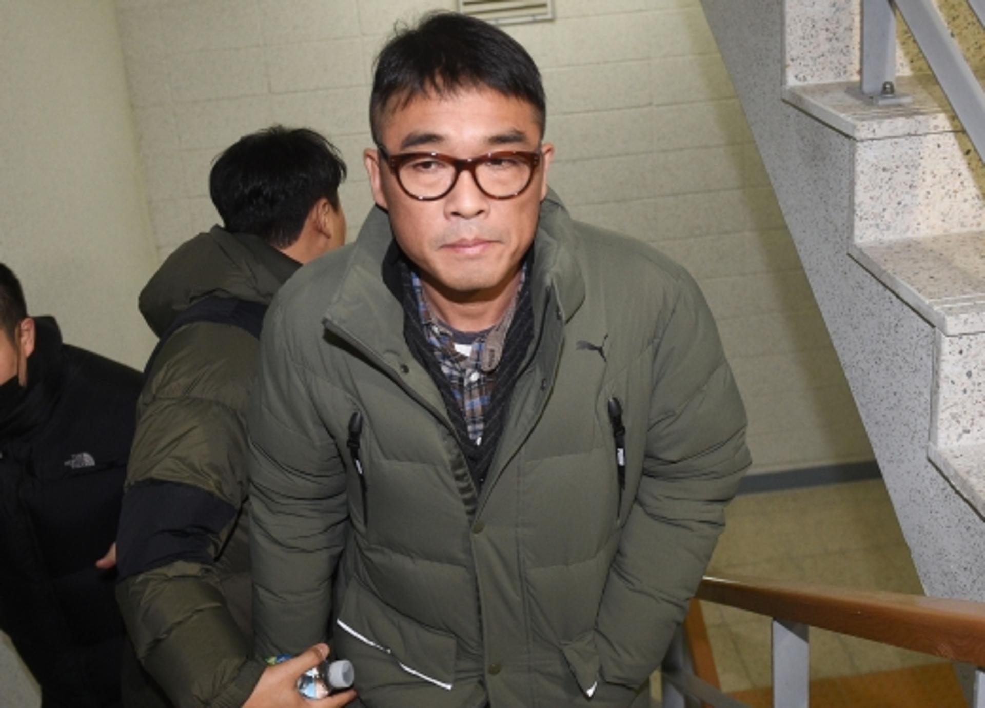 [퇴근길] "억울하다"던 김건모, 검찰송치됐다