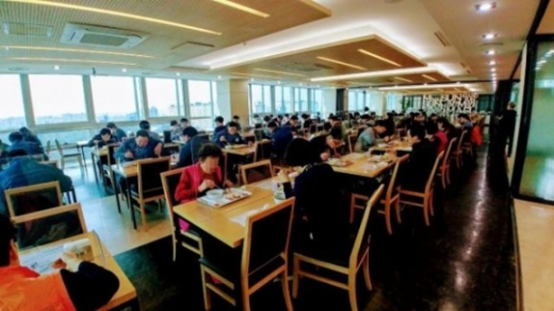 수원시, 공직자 점심시간도 나누고 쪼개고…