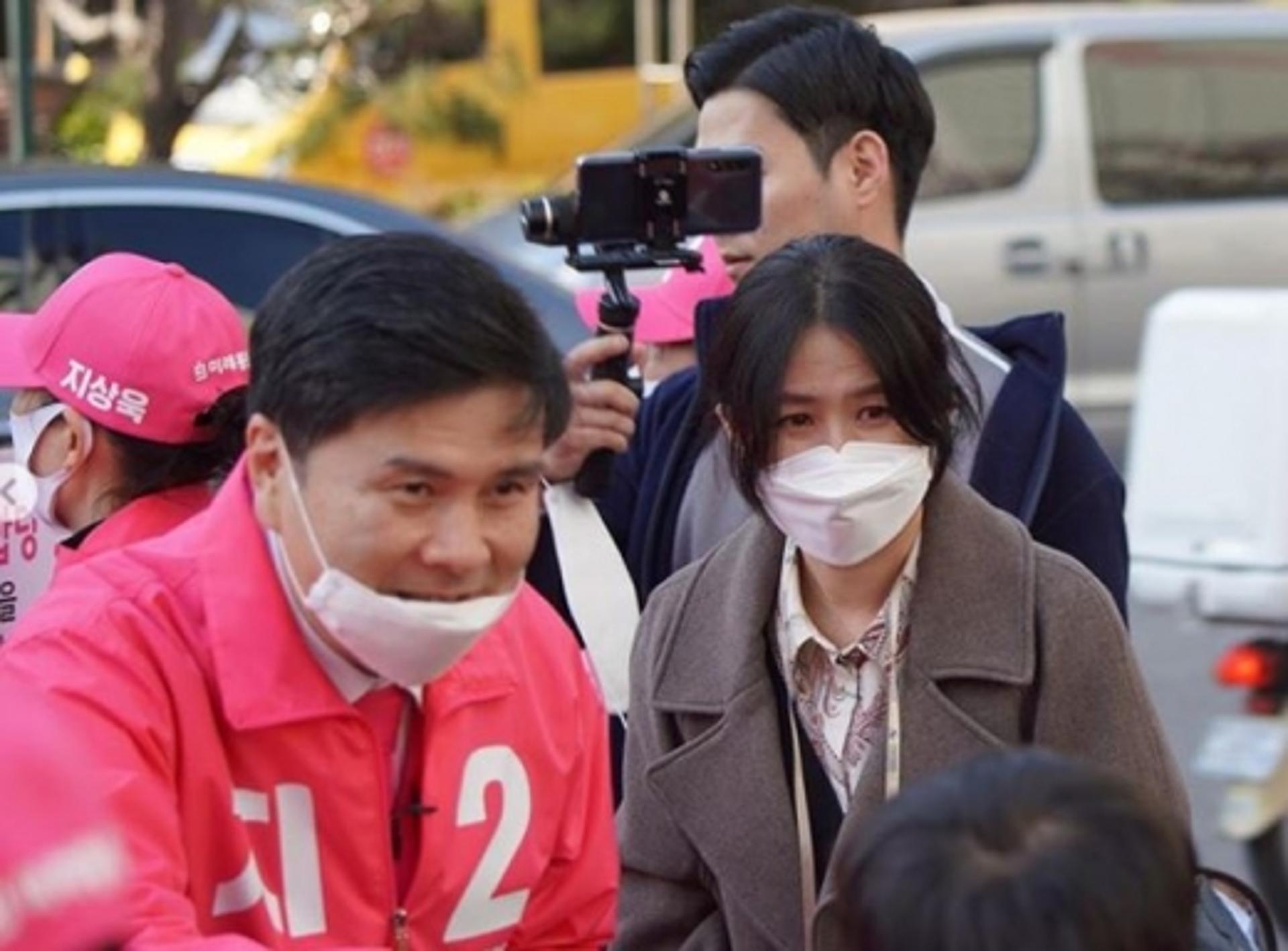 심은하 근황, 지상욱 유세장 등장… 청순미모 보니