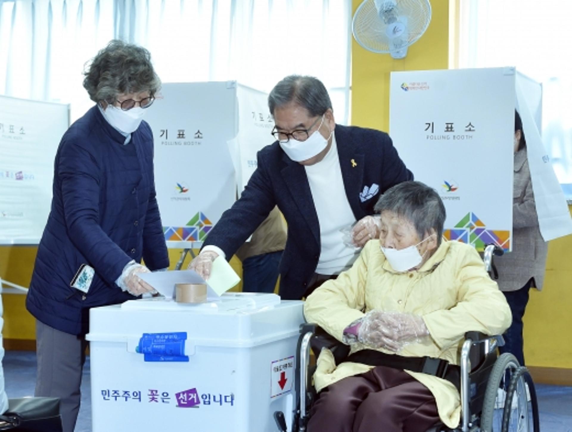 [총선2020] 이재정 "학생 유권자가 주권국민 되는 뜻깊은 날"