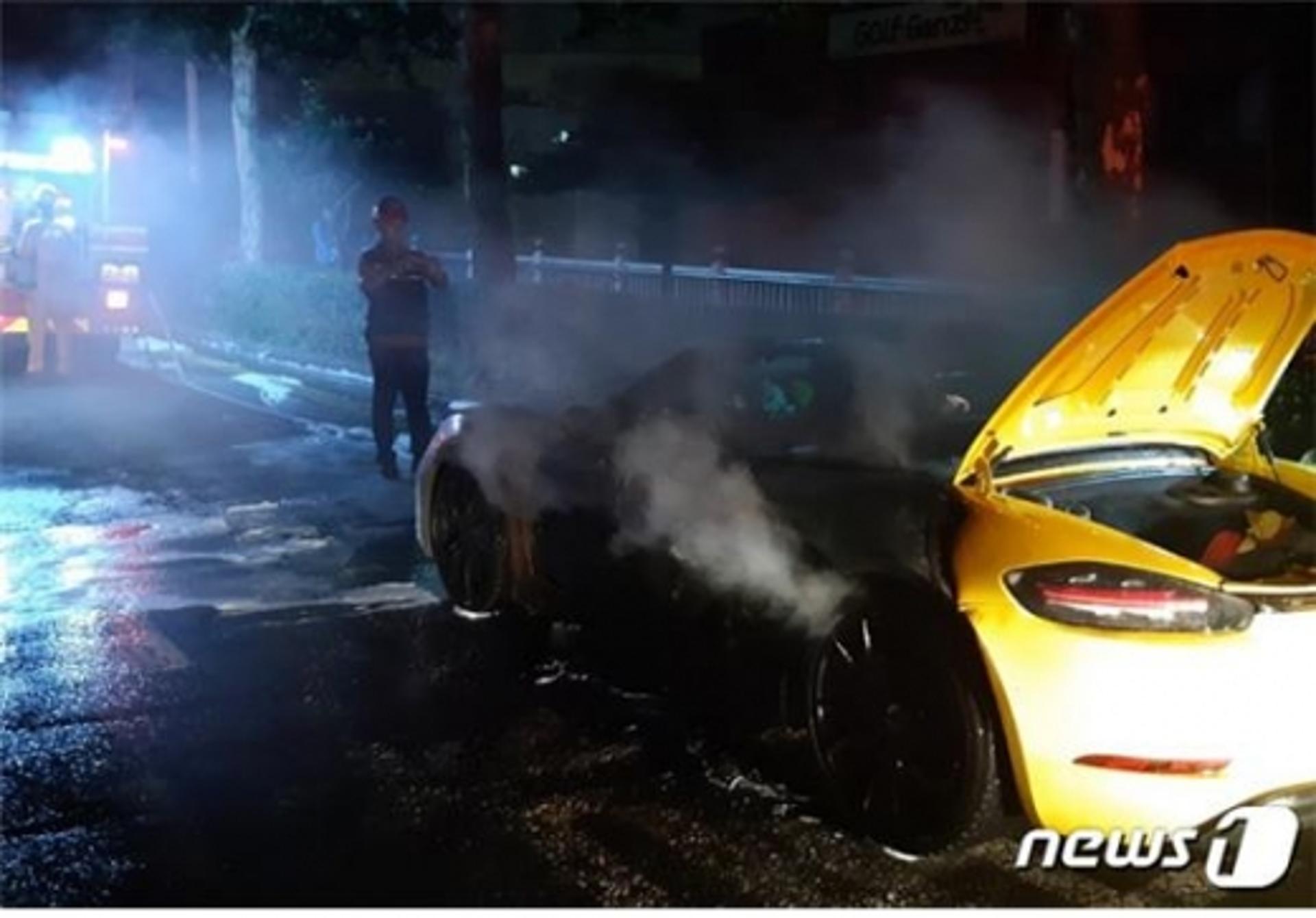 2억 짜리 포르쉐… '꽉' 밟으면 시동 꺼집니다