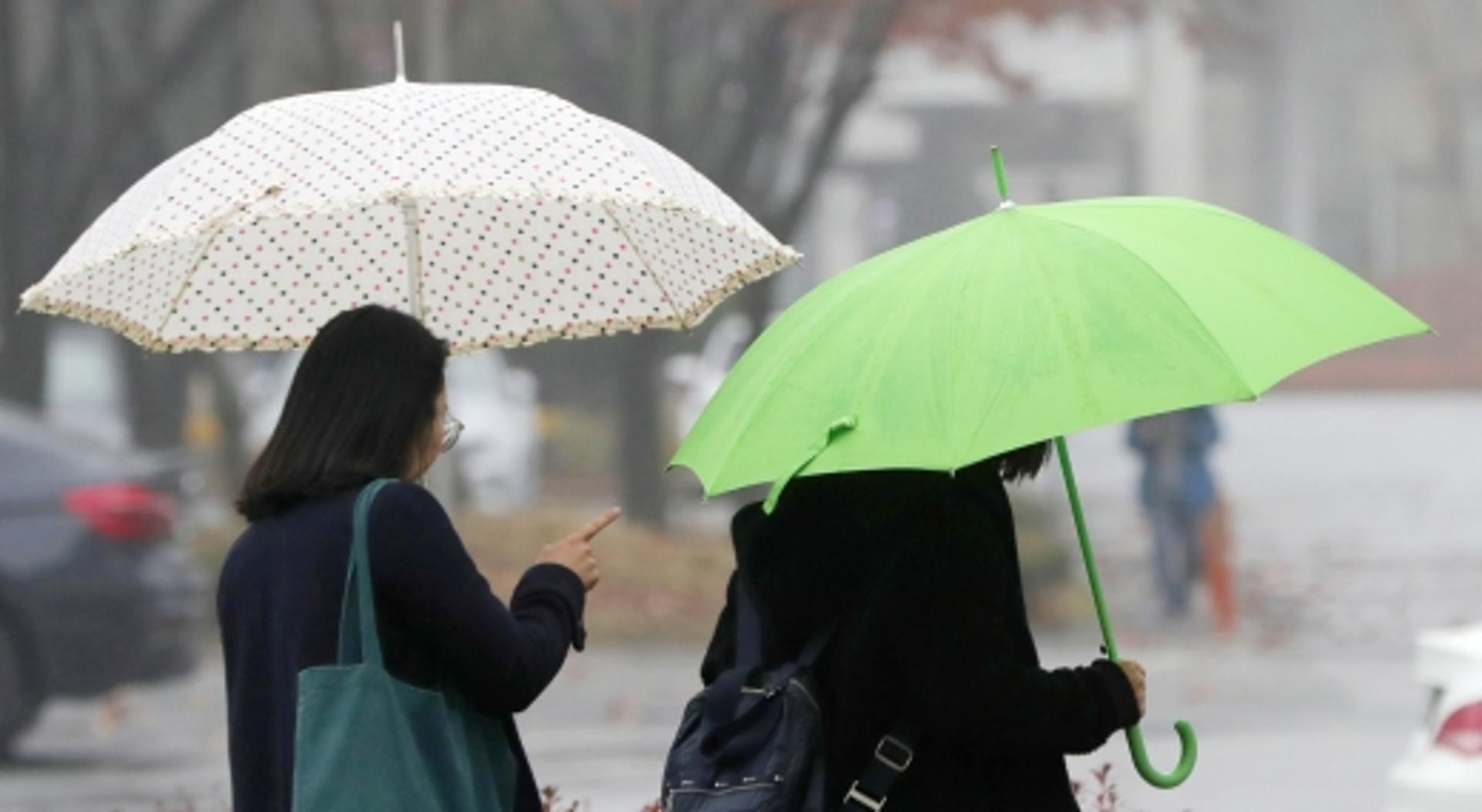 [오늘 날씨] 전국에 봄비… 수도권 미세먼지 ‘나쁨’