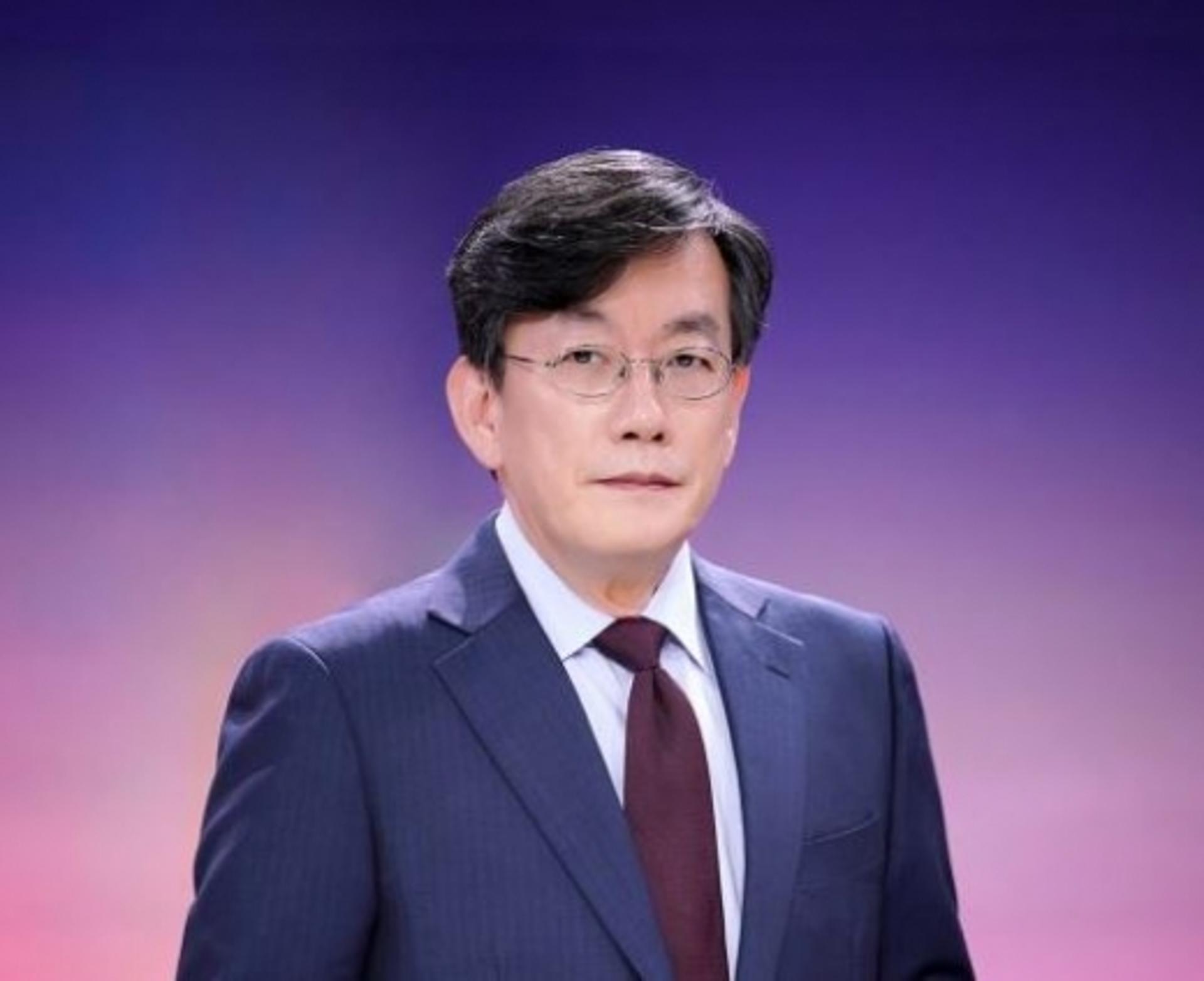 손석희, '김웅 폭행 혐의' 벌금 300만원 확정