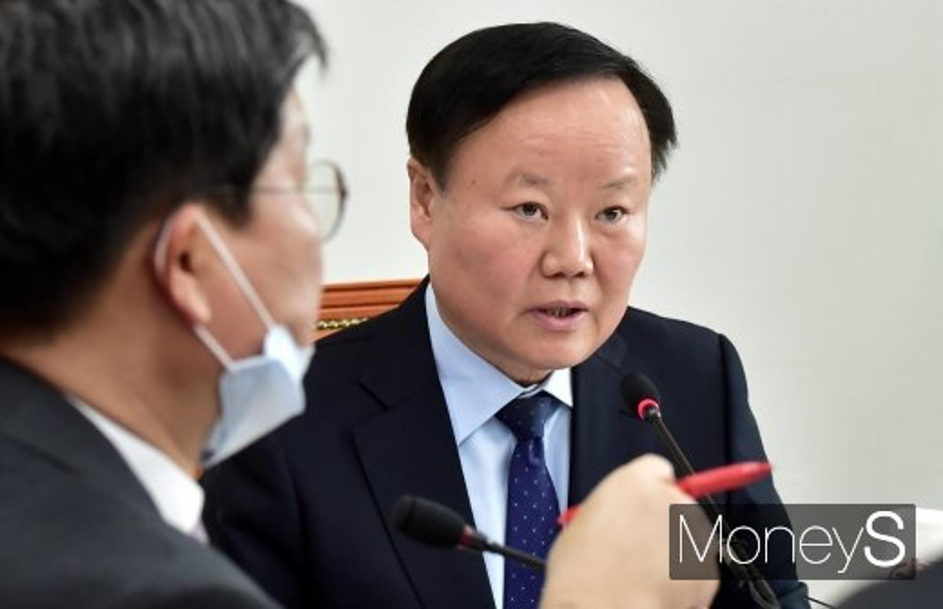김재원, 재난지원금 보고에 "특별법부터 제출하라"