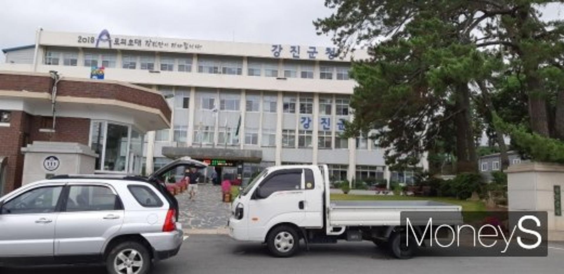 강진군, 영농철 친환경 유용미생물 생산·공급 확대