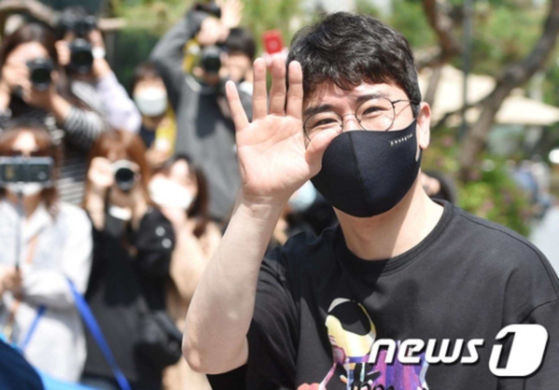 "영탁생일축하해" 실검 챌린지, 팬사랑이 찐이야!