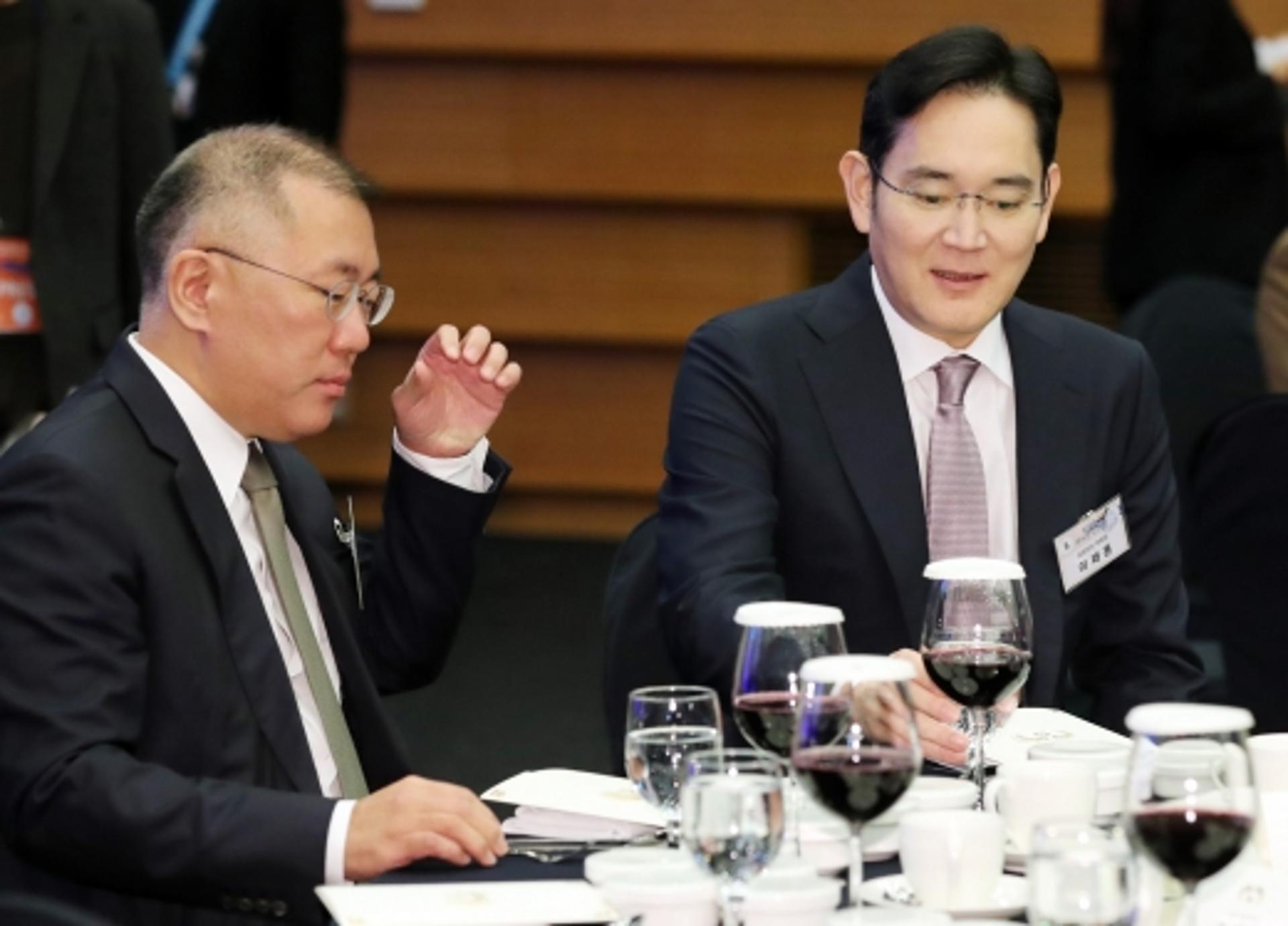 이재용·정의선 첫 단독 회동… ‘전기차 배터리’ 손잡나
