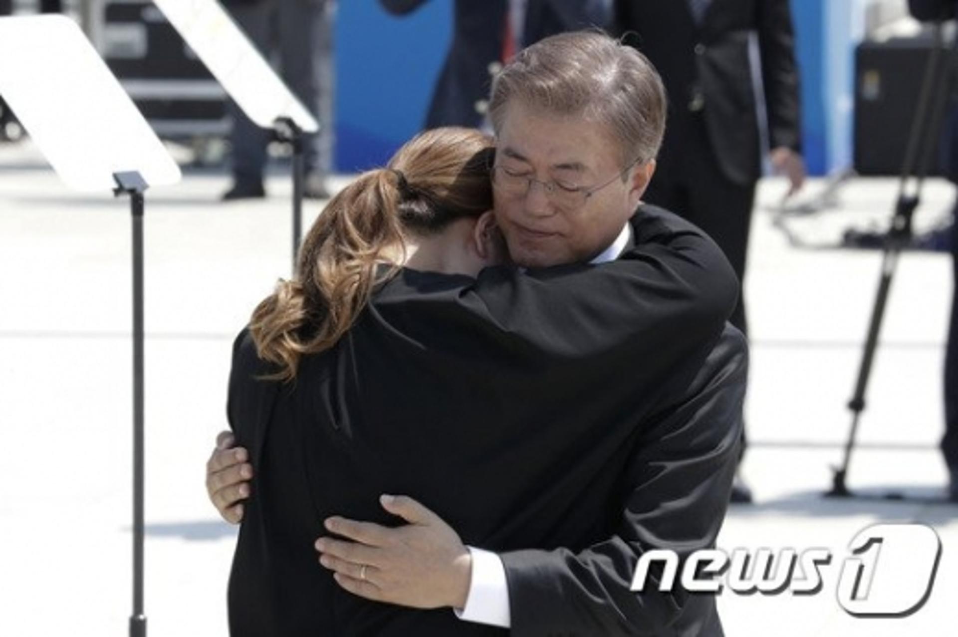 [5·18 40주년] 고난의 '임을 위한 행진곡', 세계에 울려퍼지다