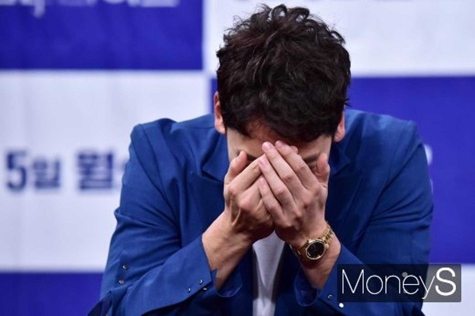 통계청, 가수 비에 '깡 UBD' 직접 사과했다