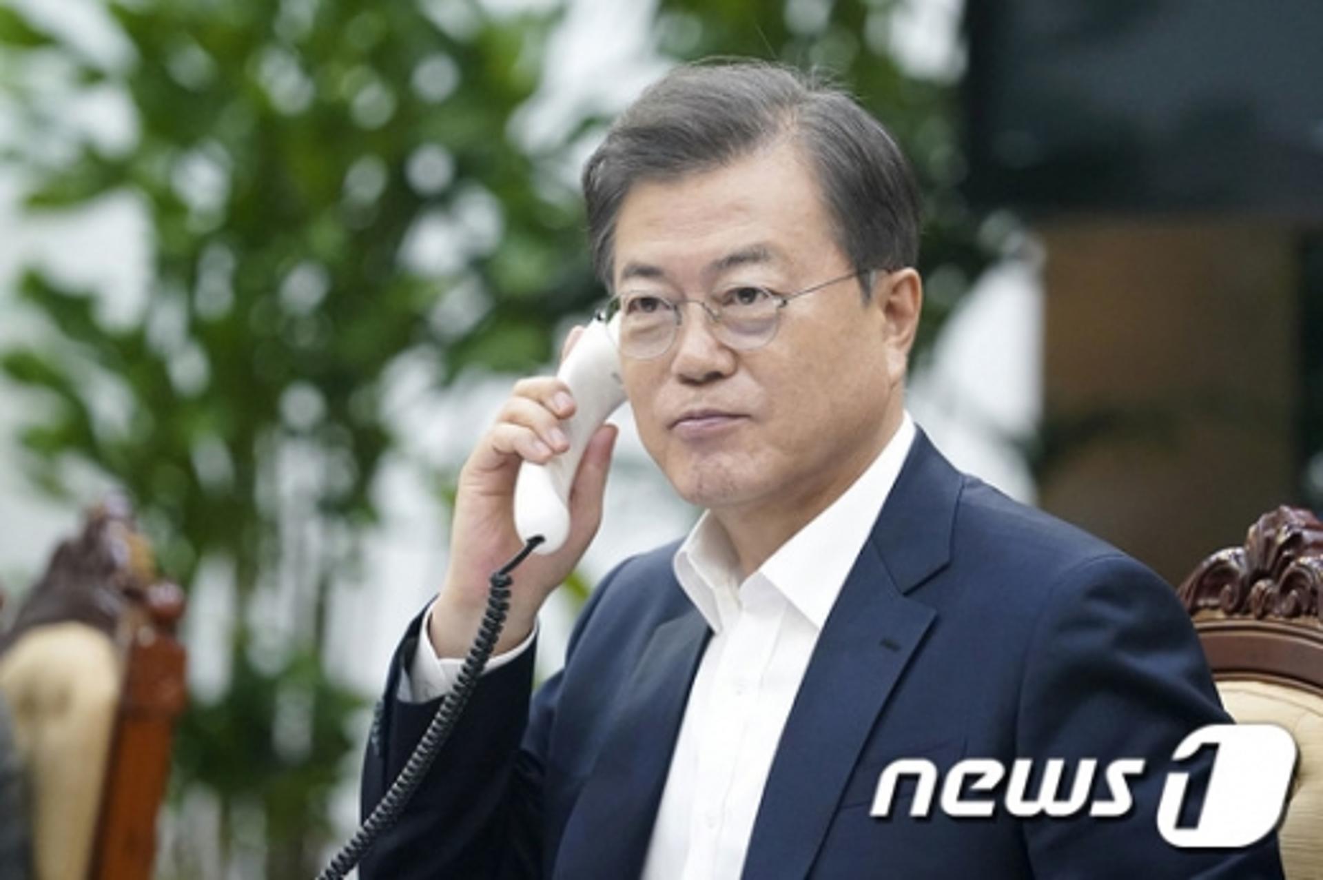 벨기에 국왕, 문 대통령에 "마스크 지급 감사"