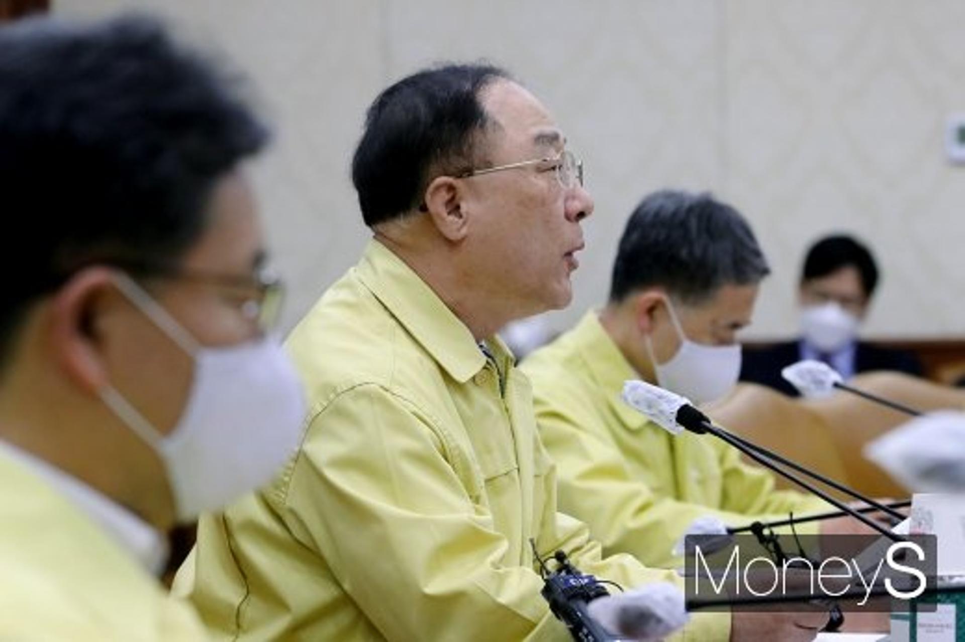 '40조원' 기안기금, 항공·해운에 지원… "반년간 근로자 90% 유지해야"