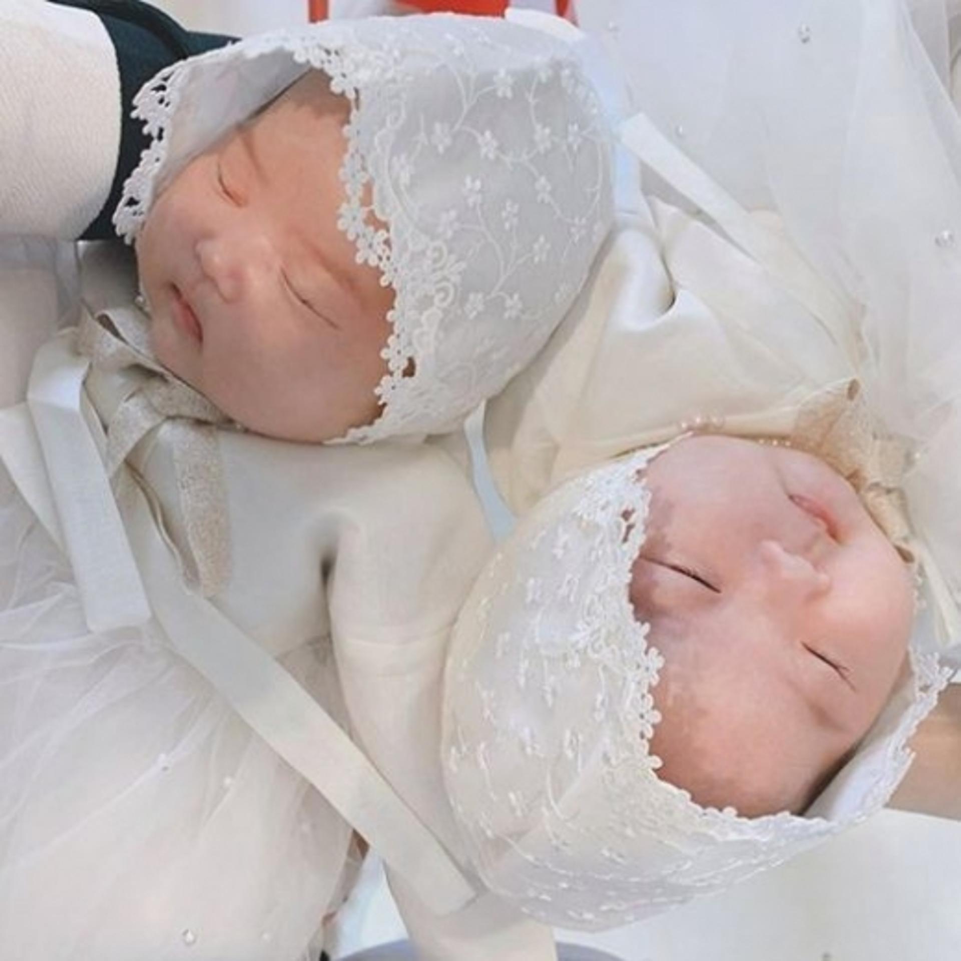 '최민환♥' 율희 쌍둥이 딸…"완성형 미모, 벌써부터?"