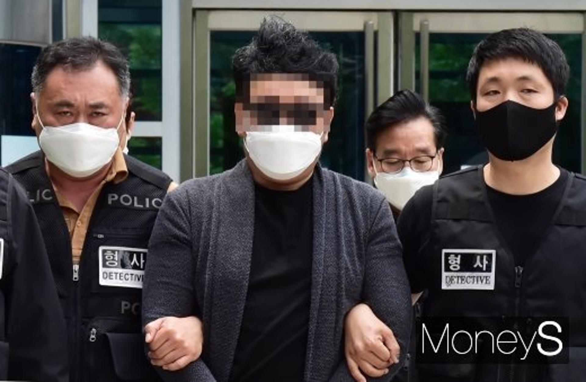 [속보] '경비원 갑질 의혹' 입주민, 구속… "도망 우려"