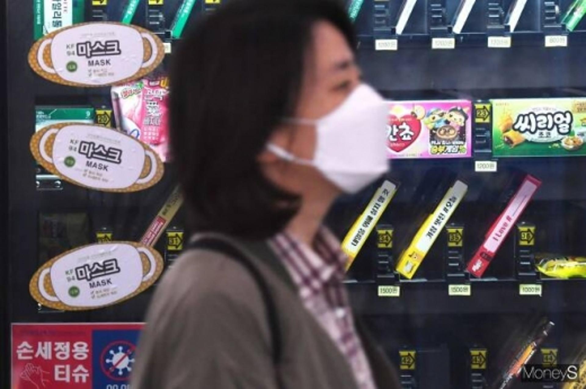 이것이 K방역 품격… 해외 한인입양인에 마스크 37만장 지원한다