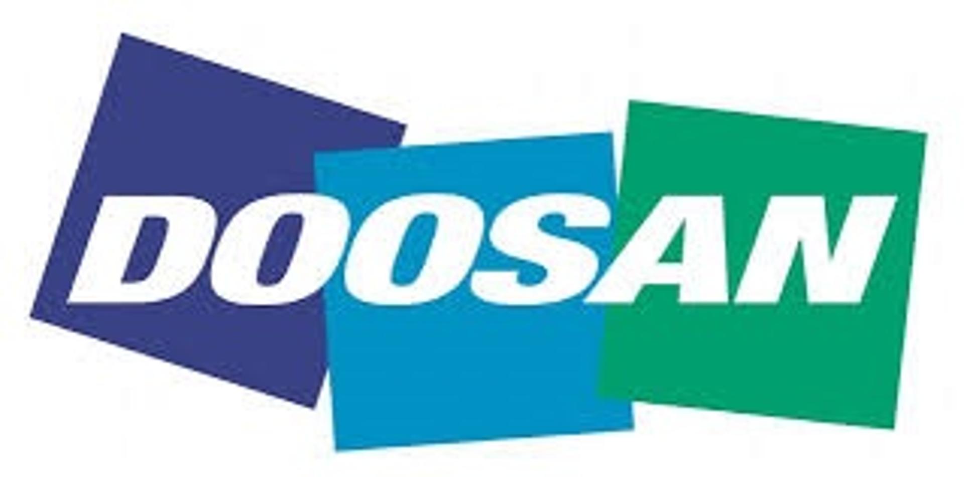[특징주] 두산솔루스, 롯데케미칼 등 예비입찰 불참 소식에 하락