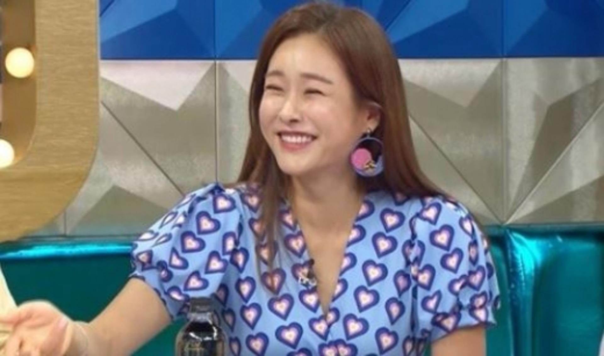 현영 쇼핑몰 '화제'… 80억 매출 대박 비결 '이것'