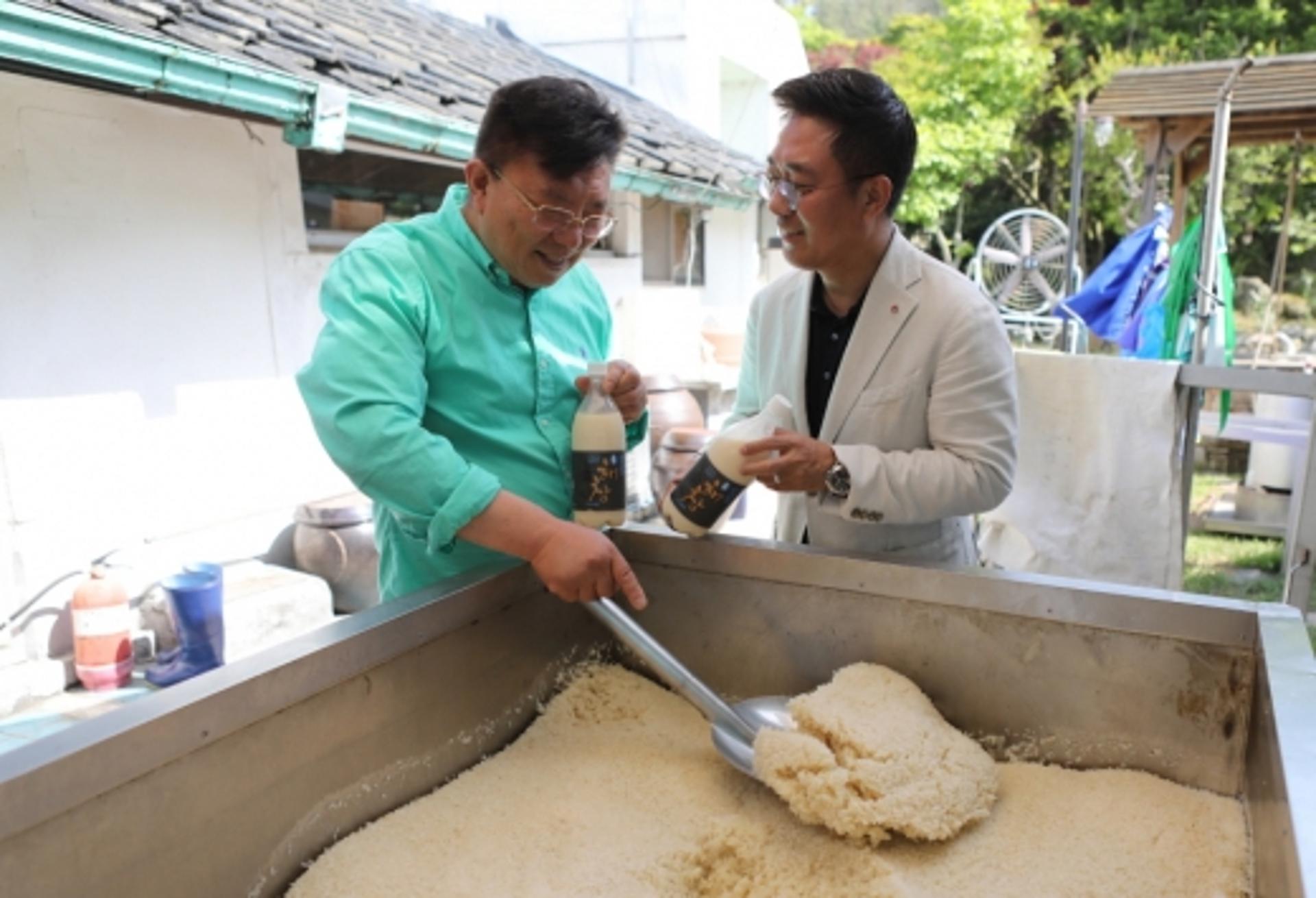 롯데백화점 광주점 "남도 전통 양조장 막걸리 맛보세요"