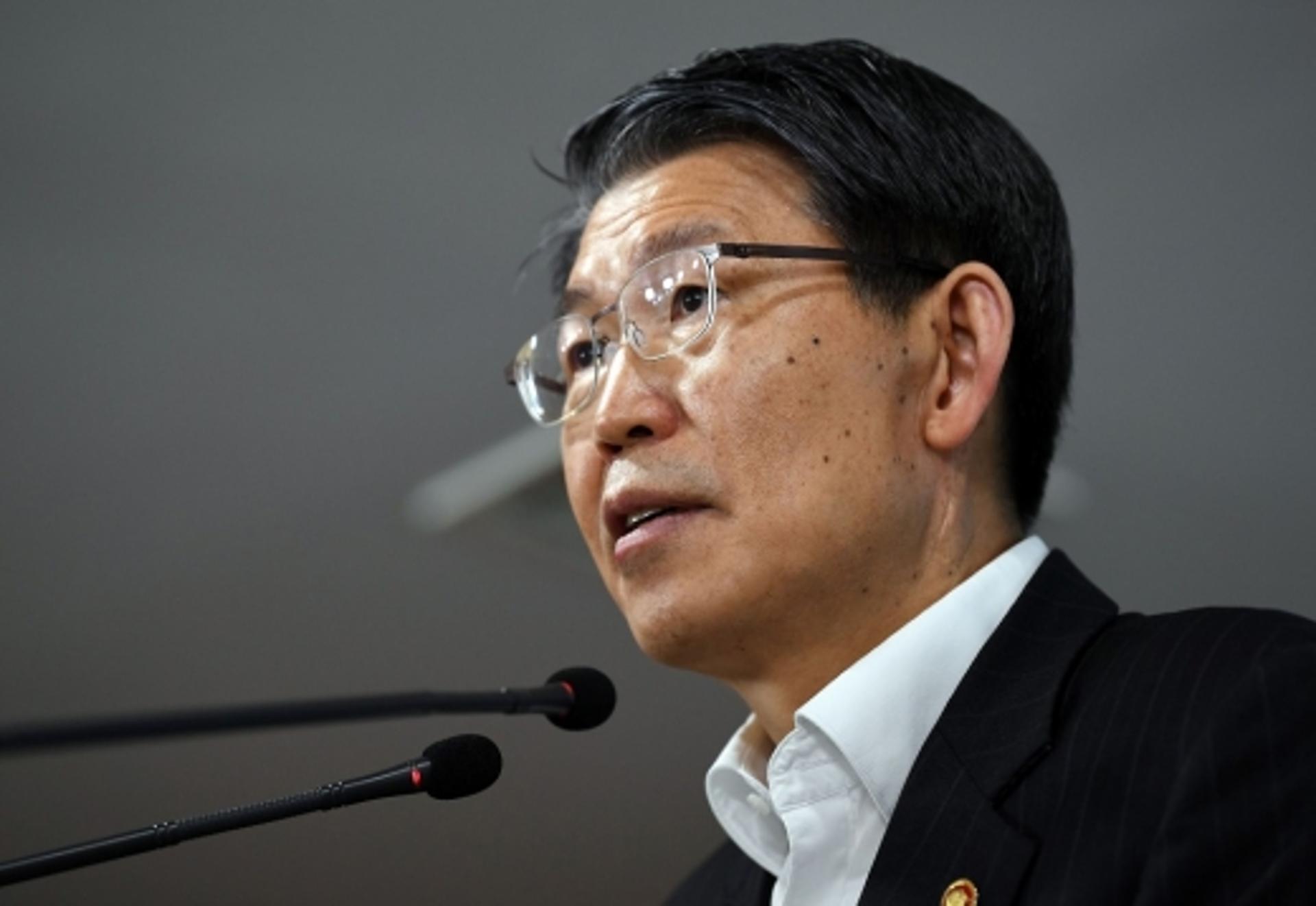 은성수 "아시아나항공, 산은·현산 협상 끝나야 지원 가능"