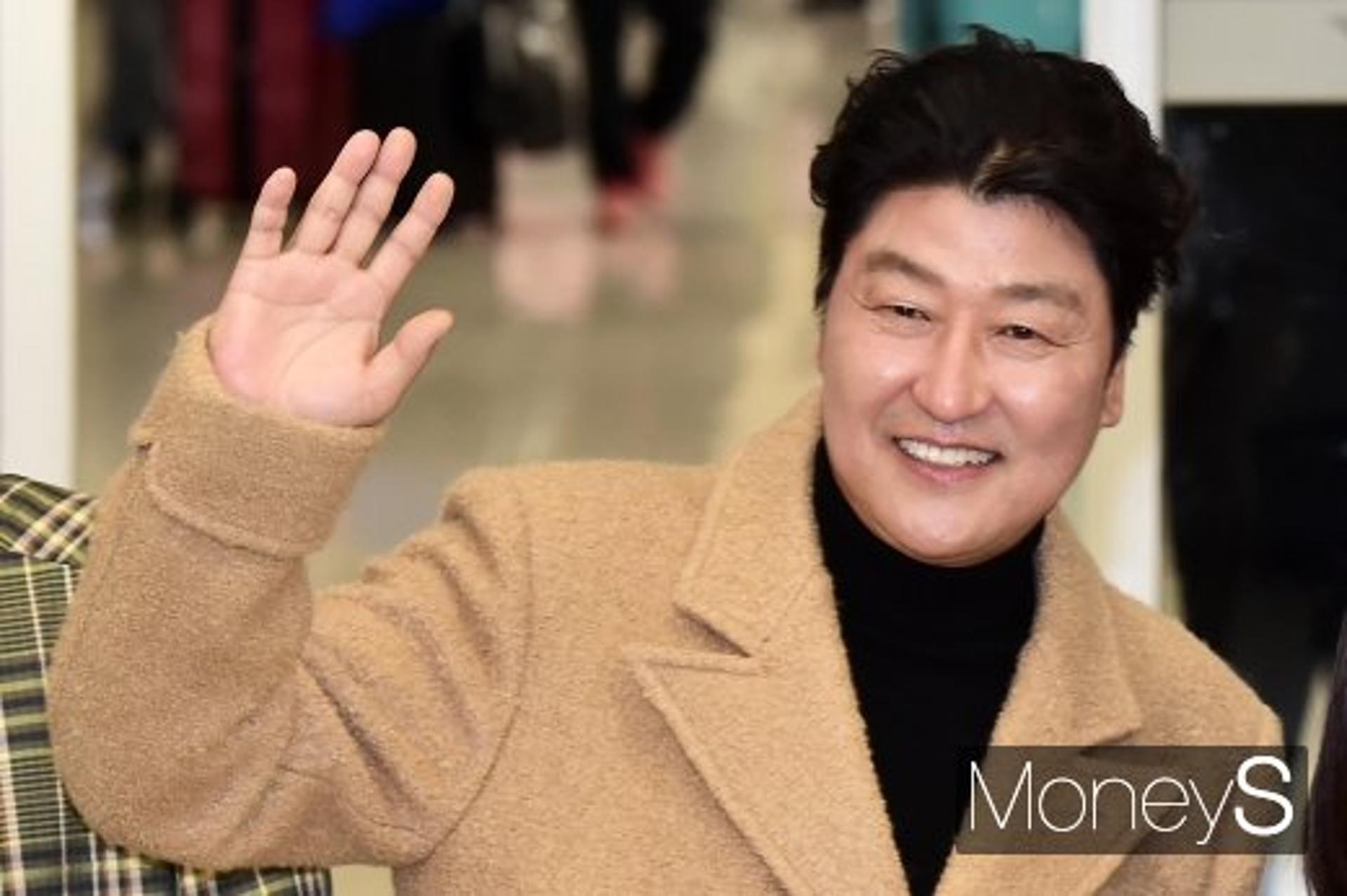 송강호 차기작, 신연식 감독 '거미집'으로 돌아온다
