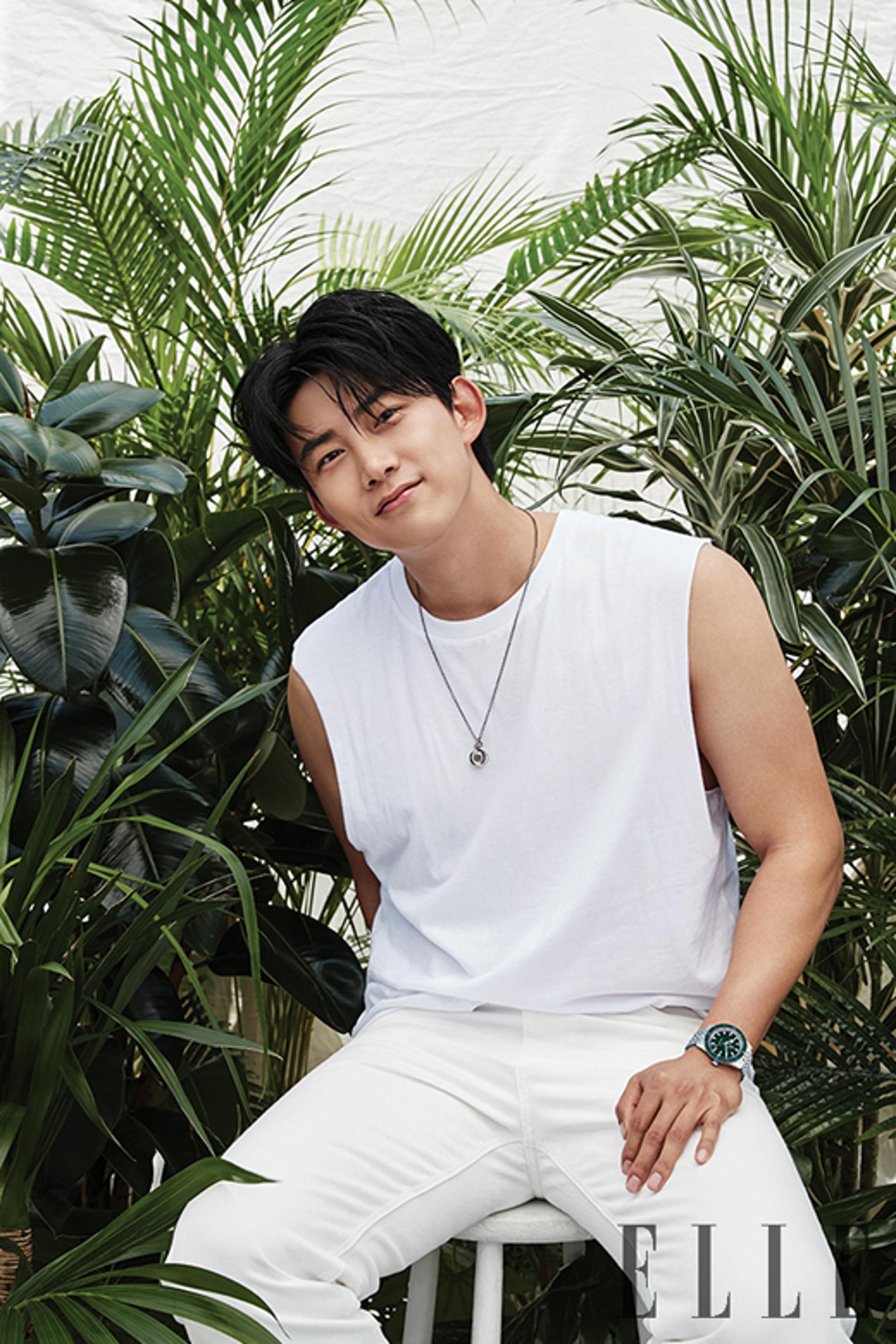 '열애♥' 옥택연, 눈빛부터 달라졌다?