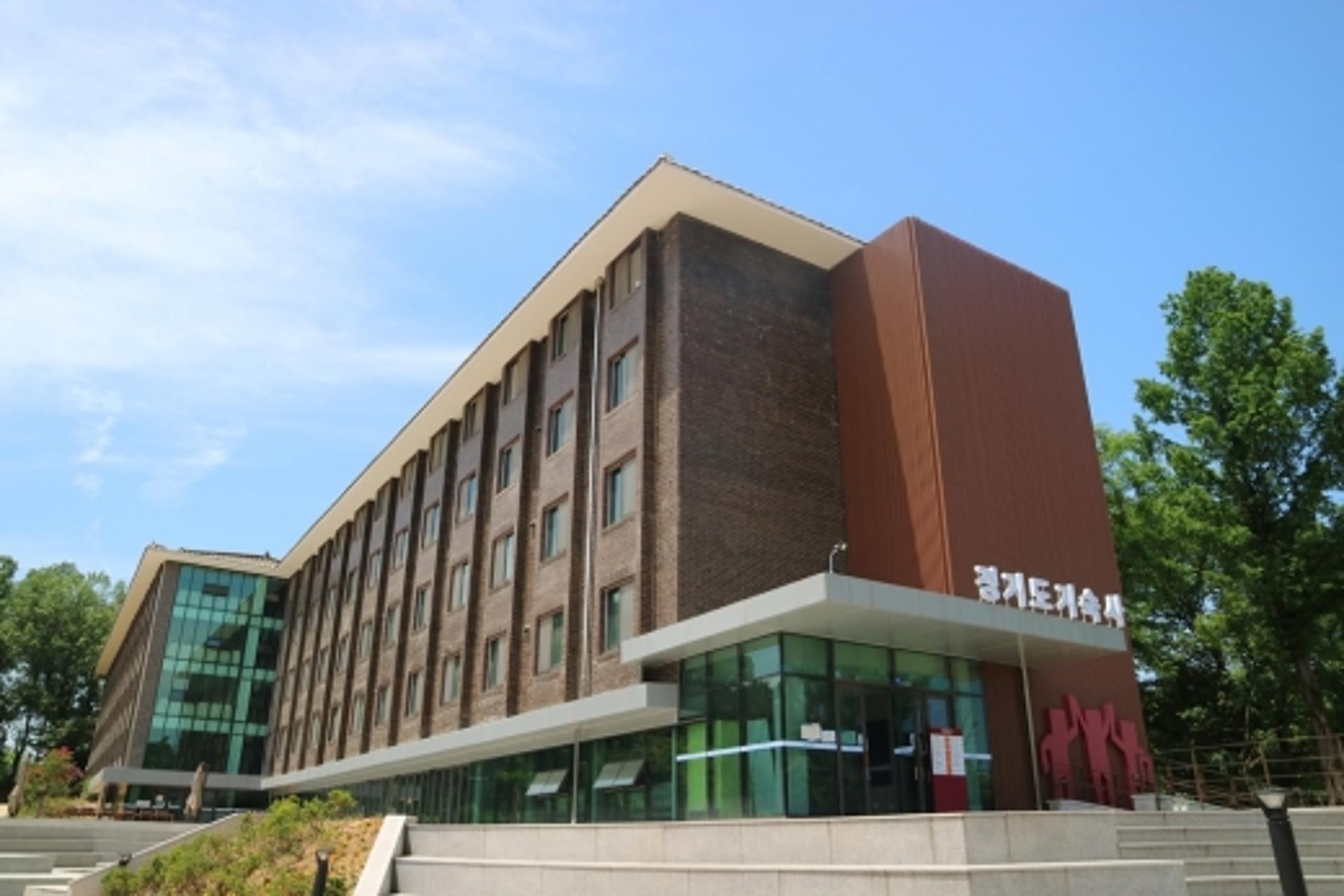 도민발안 조례개정 1호 탄생… 경기도기숙사 입사생 자격 확대