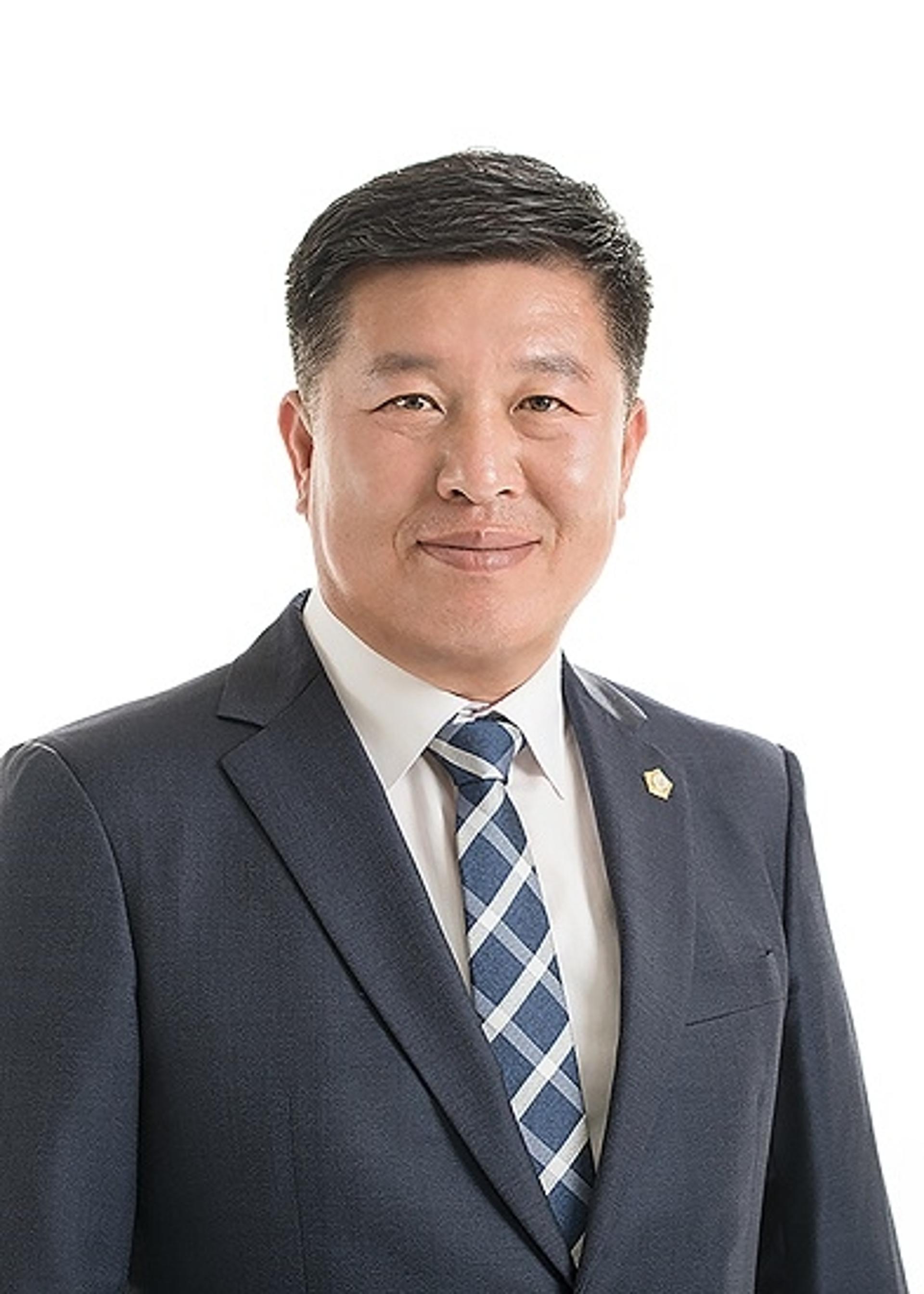 양주시의회, 후반기 의장 정덕영 의원·부의장 황영희 의원 선출