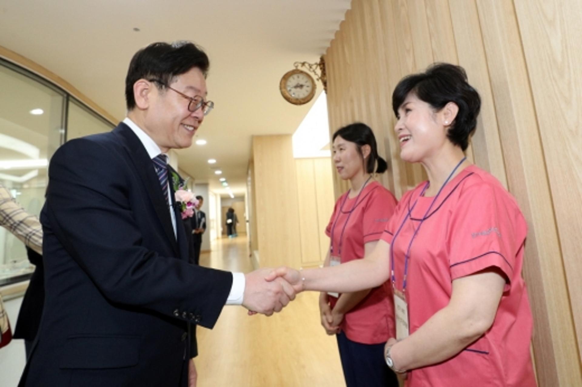 이재명 민선7기 반환점, ‘공정, 평화, 복지’ 약속 얼마나 지켰나