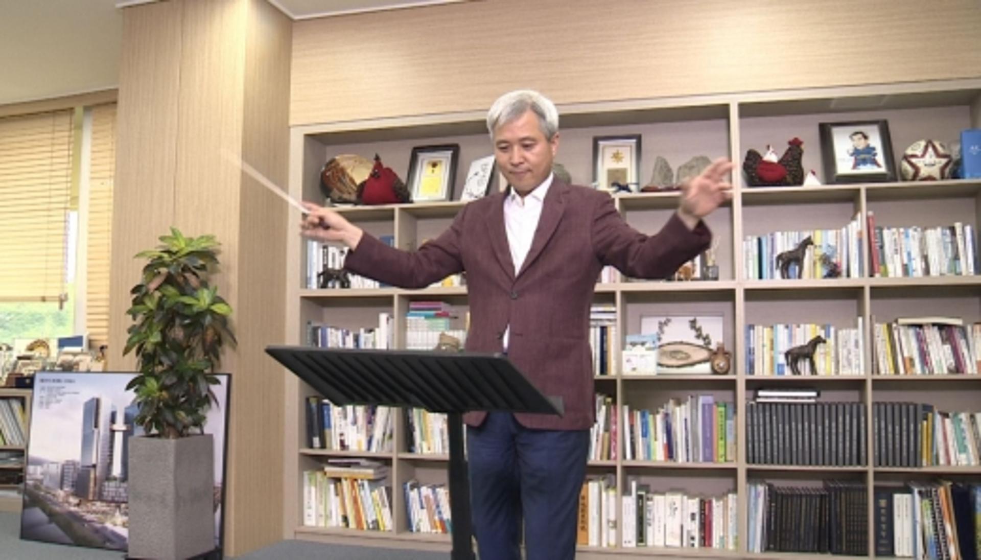 곽상욱 오산시장 청소년 오케스트라 지휘 ‘깜짝이벤트’