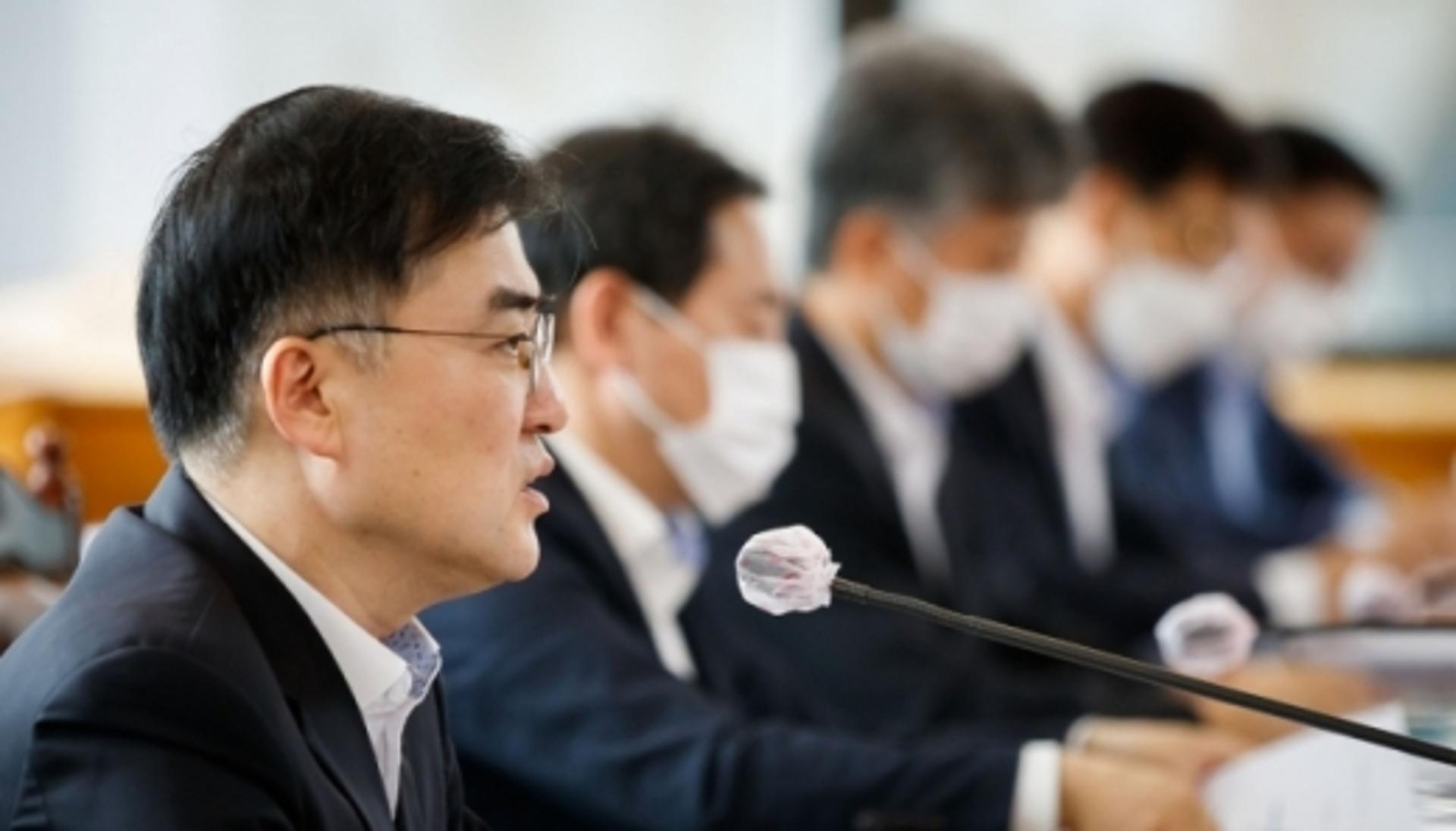 손병두 "아시아나항공 매각시간 남아… 금호-현산 의사소통 해야"